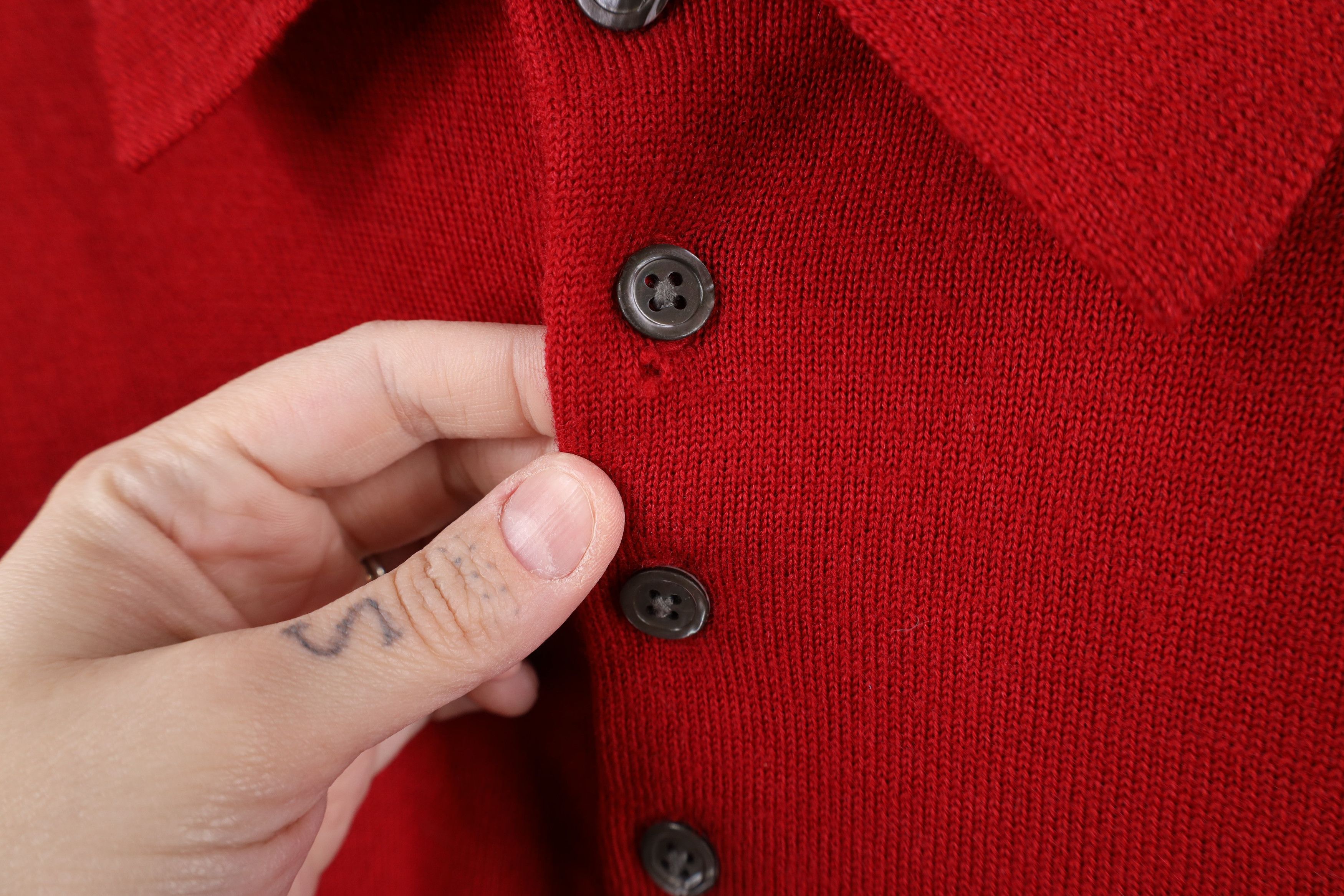 Gap Vintage 90s Gap Merino Wool Knit Collared Polo Sweater Red Size US S / EU 44-46 / 1 - 4 Thumbnail
