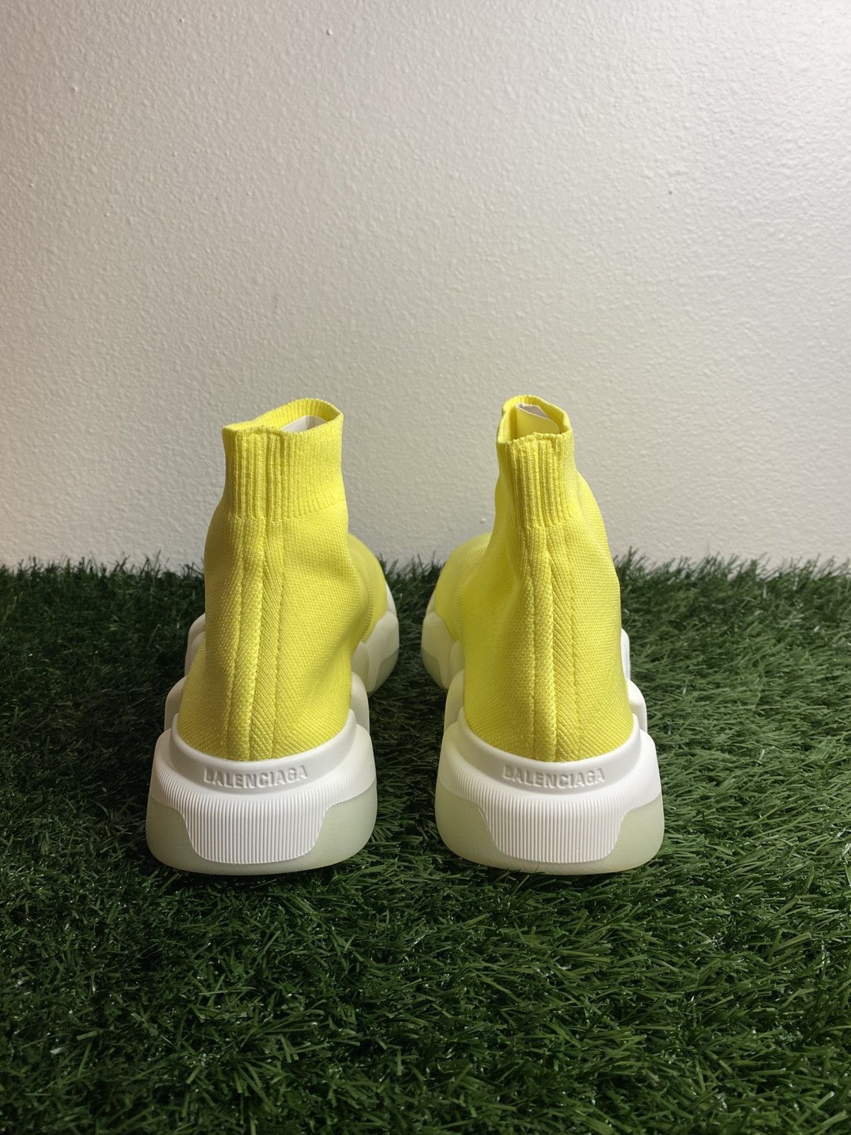 Balenciaga W Balenciaga Speed 2.0 ‘ Yellow ‘| Size 36 EU | NEW Size US 6 / IT 36 - 6 Thumbnail