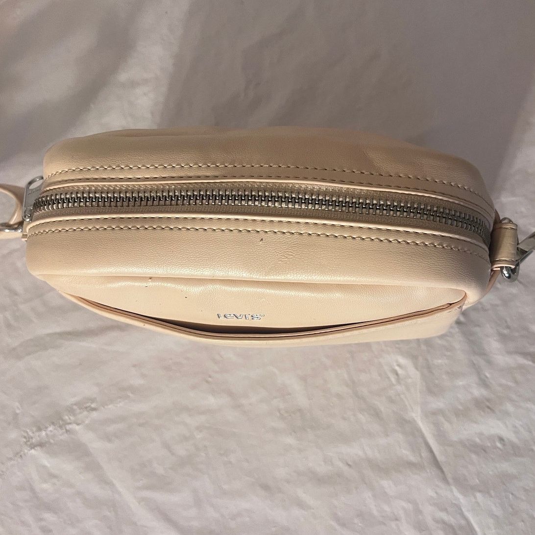Levi's Levi’s Sally Camera Crossbody Bag Peach Cream Size ONE SIZE - 5 Thumbnail