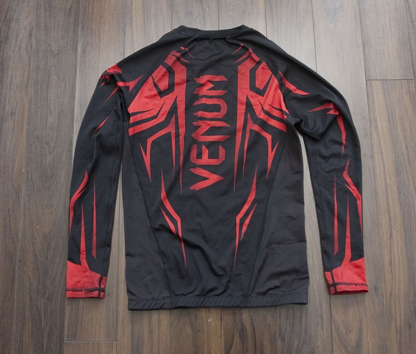 Other Venum T Shirt Long Sleeve Compression Size L MMA Black/ Red Size US L / EU 52-54 / 3 - 2 Thumbnail