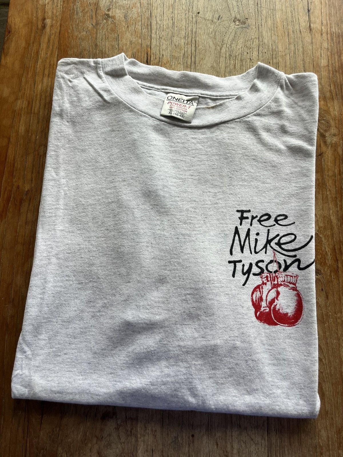 Vintage Vintage Free MIKE TYSON 90’s Tshirt Size US XL / EU 56 / 4 - 1 Thumbnail