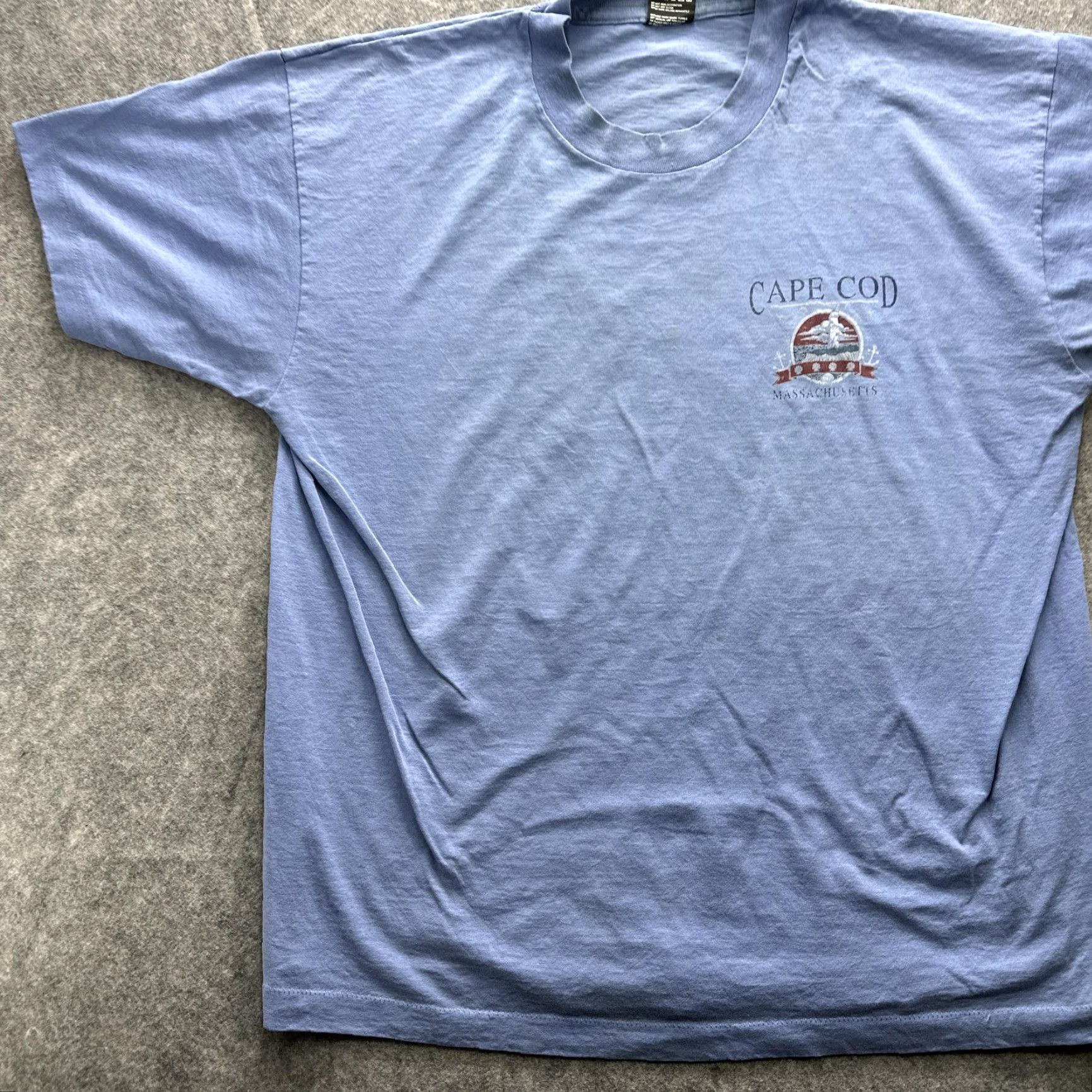 Fruit Of The Loom VINTAGE Cape Cod Shirt Mens XL Blue Massachusetts Souvenir 90s Fruit Loom Crew Neck Short Sleeve Graphic Print T-Shirt Mens Size US XL / EU 56 / 4 - 3 Thumbnail