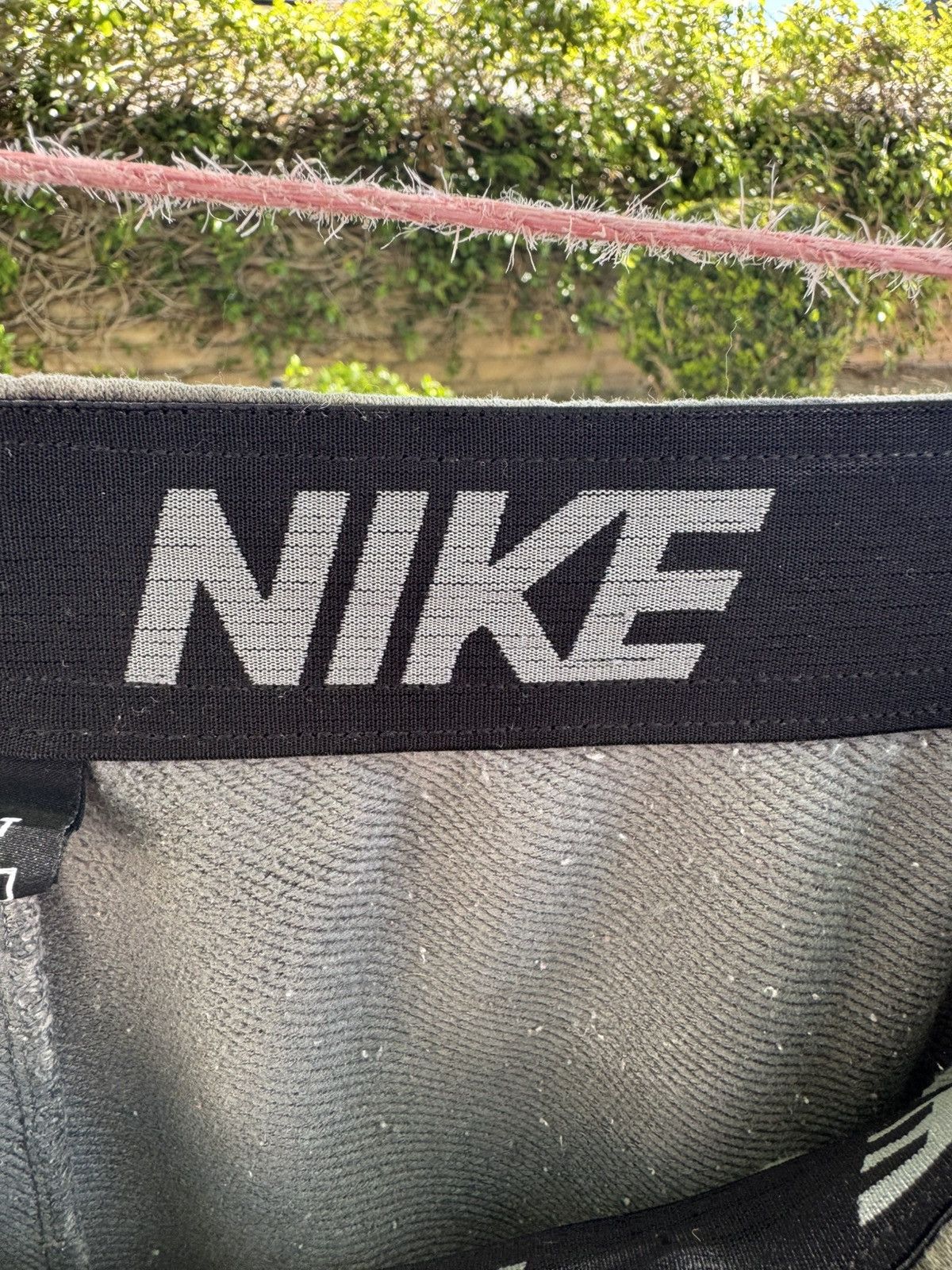 Nike Nike Dri-FIT Camo Training Pants Size US 31 - 4 Thumbnail