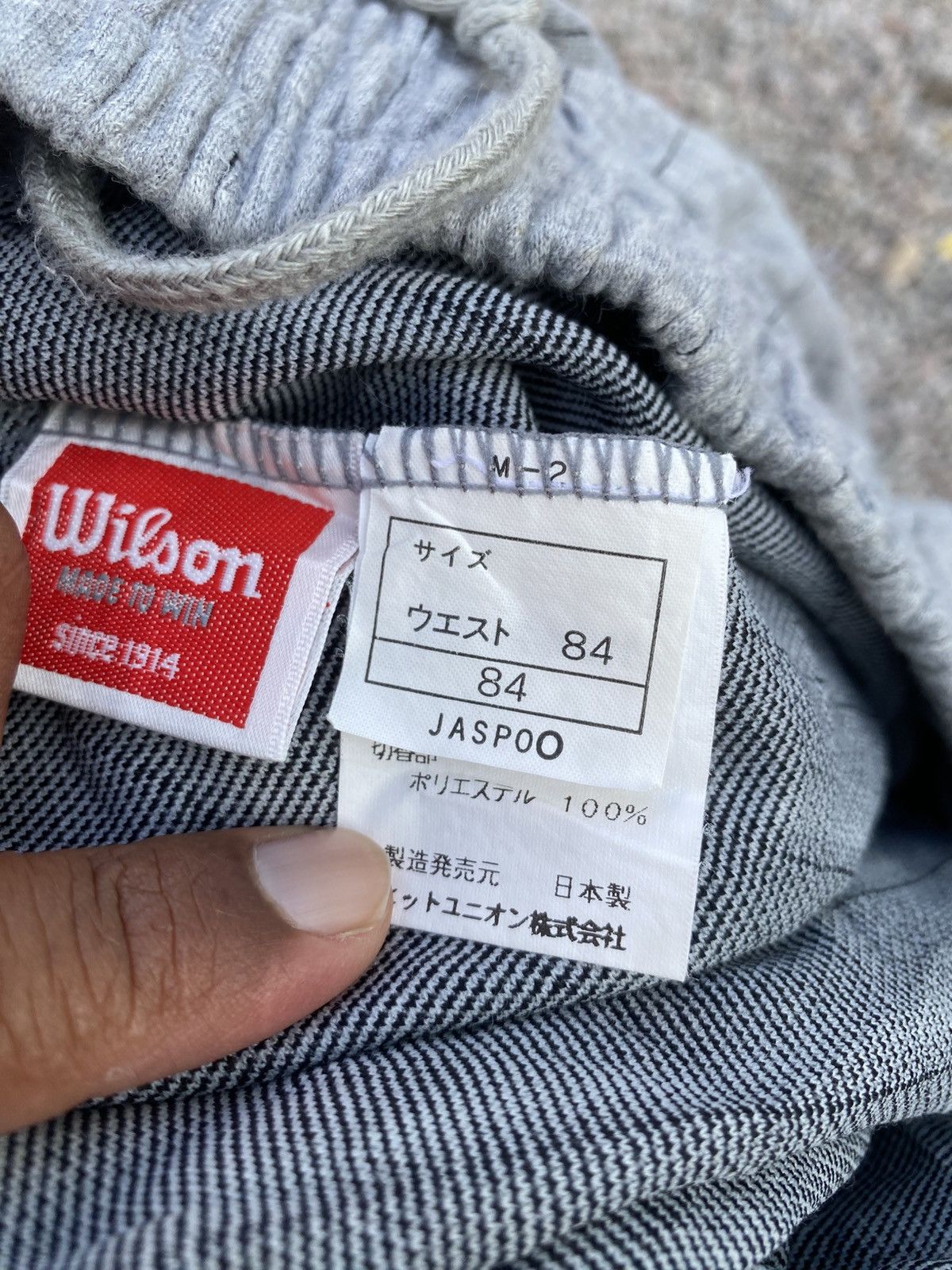 Wilson Wilson big logo short pants size 28-36 Size US 36 / EU 52 - 8 Thumbnail