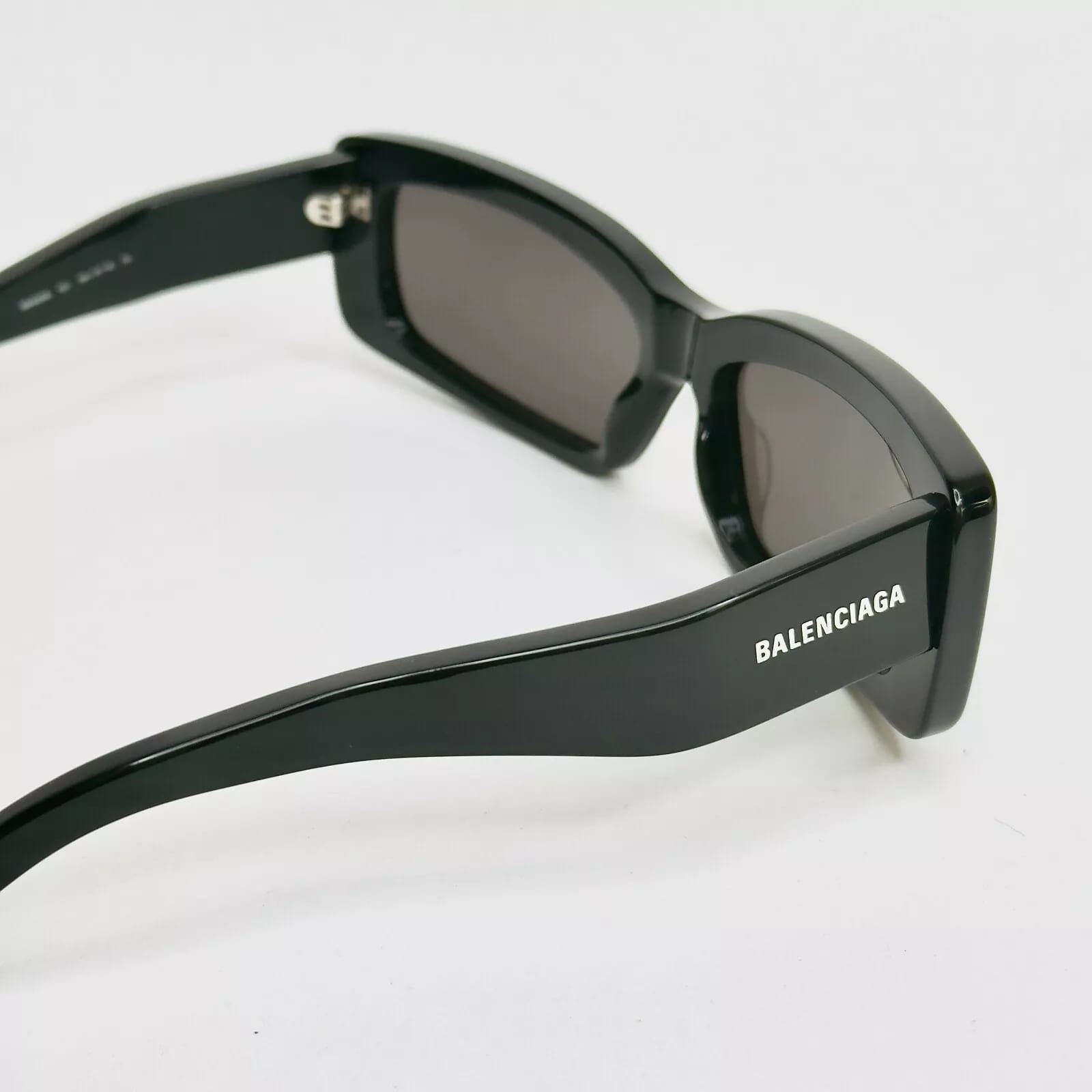 Balenciaga BALENCIAGA HAMPTONS SQUARE 0286 Black Fashion BB0286S 001 Size ONE SIZE - 3 Thumbnail