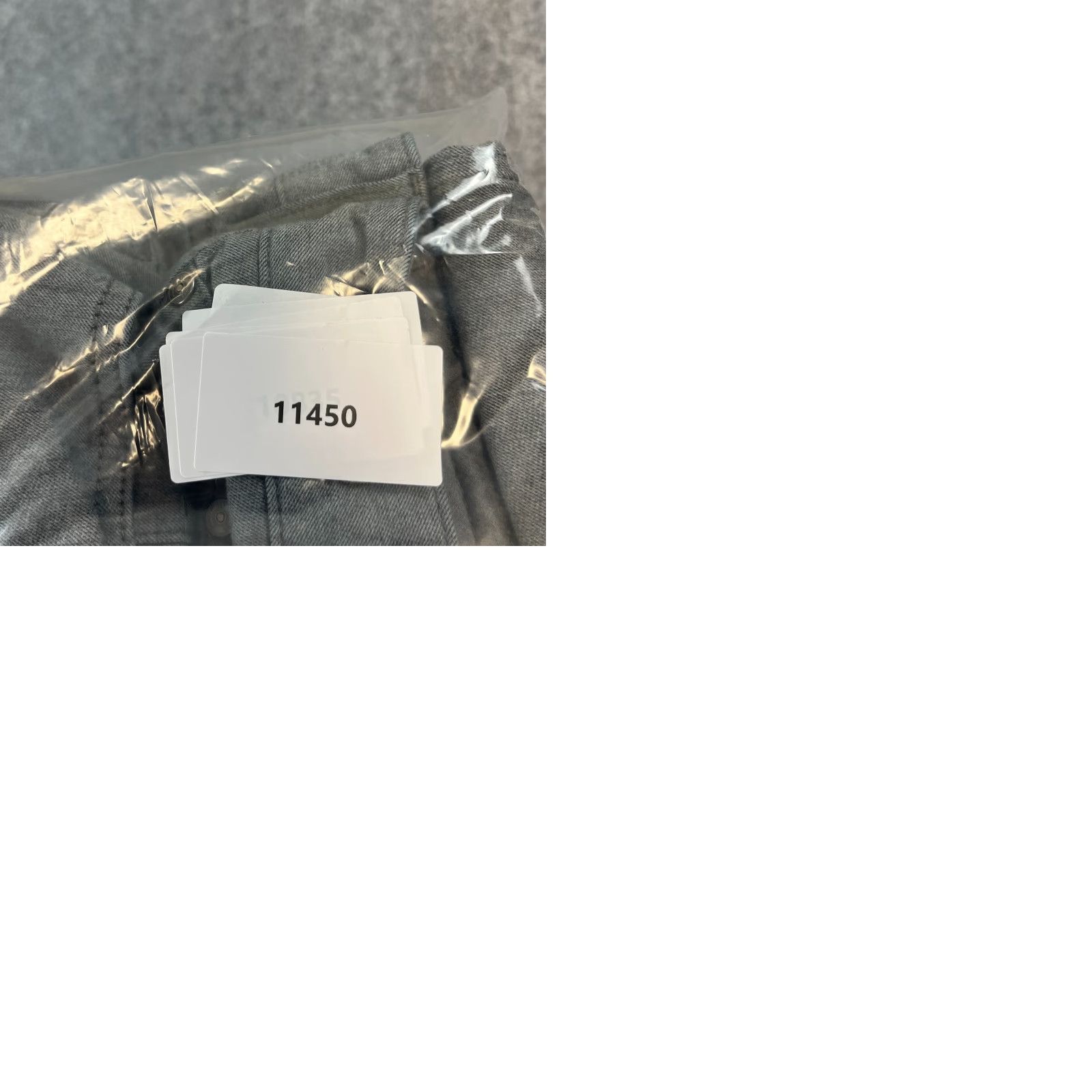 Hugo Boss HUGO BOSS Jeans Slim Tapered 34x30 Light Grey Denim 5-Pocket Preppy Men Size US 34 / EU 50 - 9 Thumbnail