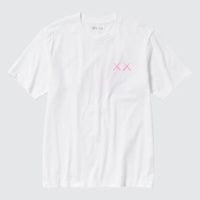 Uniqlo KAWS x UNIQLO UT Size XXL White | Grailed