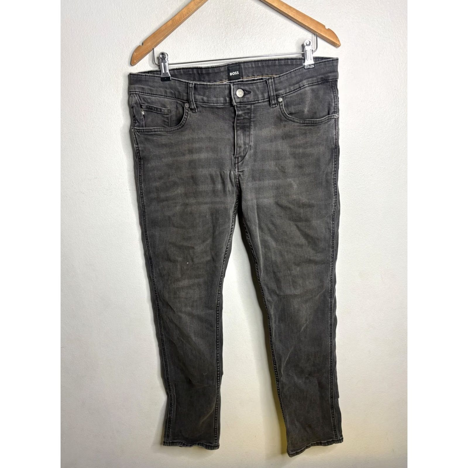 Hugo Boss HUGO BOSS Jeans Mens 34x30 Black Wash Slim Tapered Denim Casual Pants Boss Jeans Slim 5-Pocket Design Men Regular Inseam 30 Size US 34 / EU 50 - 5 Thumbnail