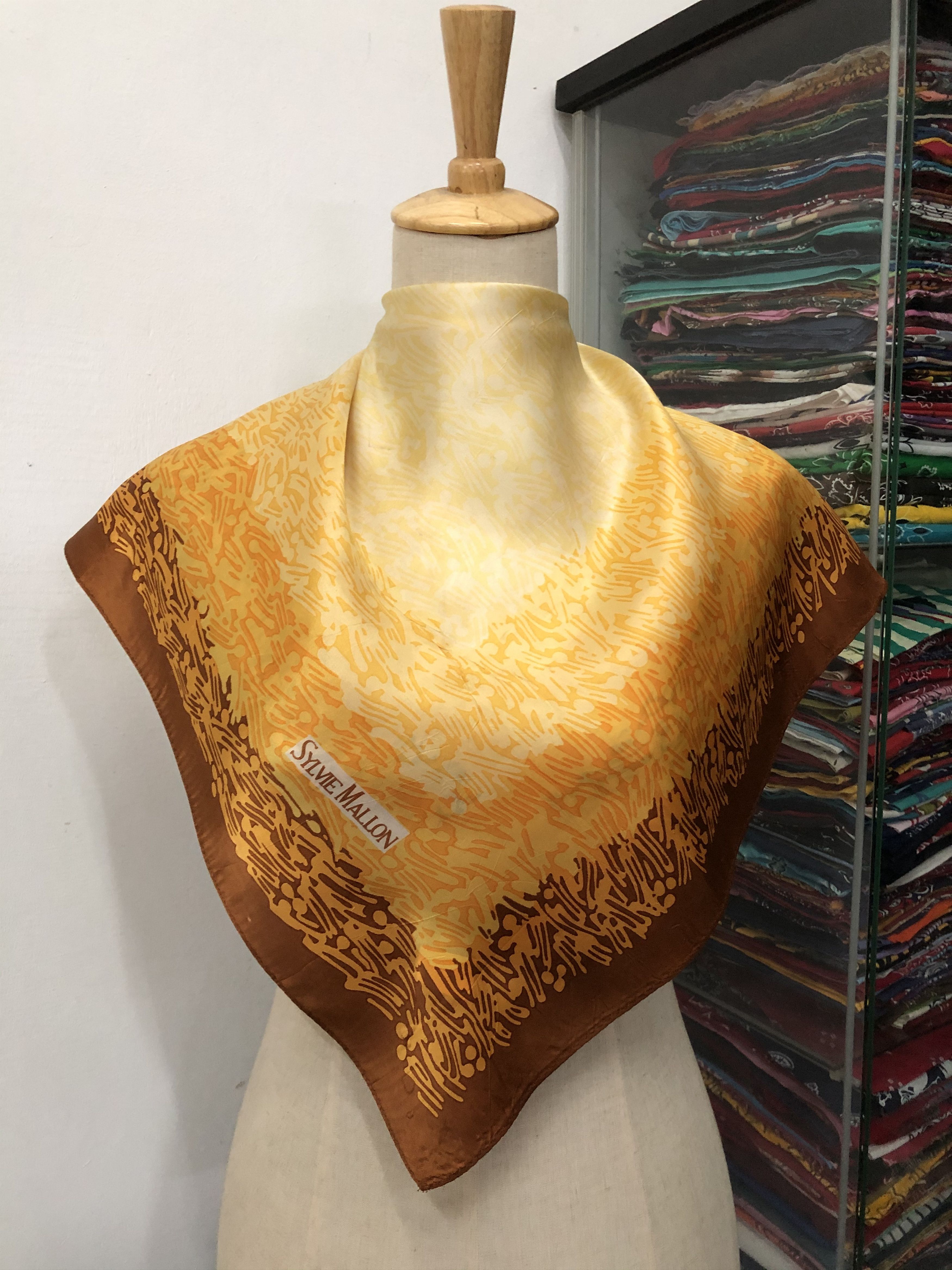 Vintage Vintage Sylvie Mallon Silk Scarf Size ONE SIZE - 1 Thumbnail