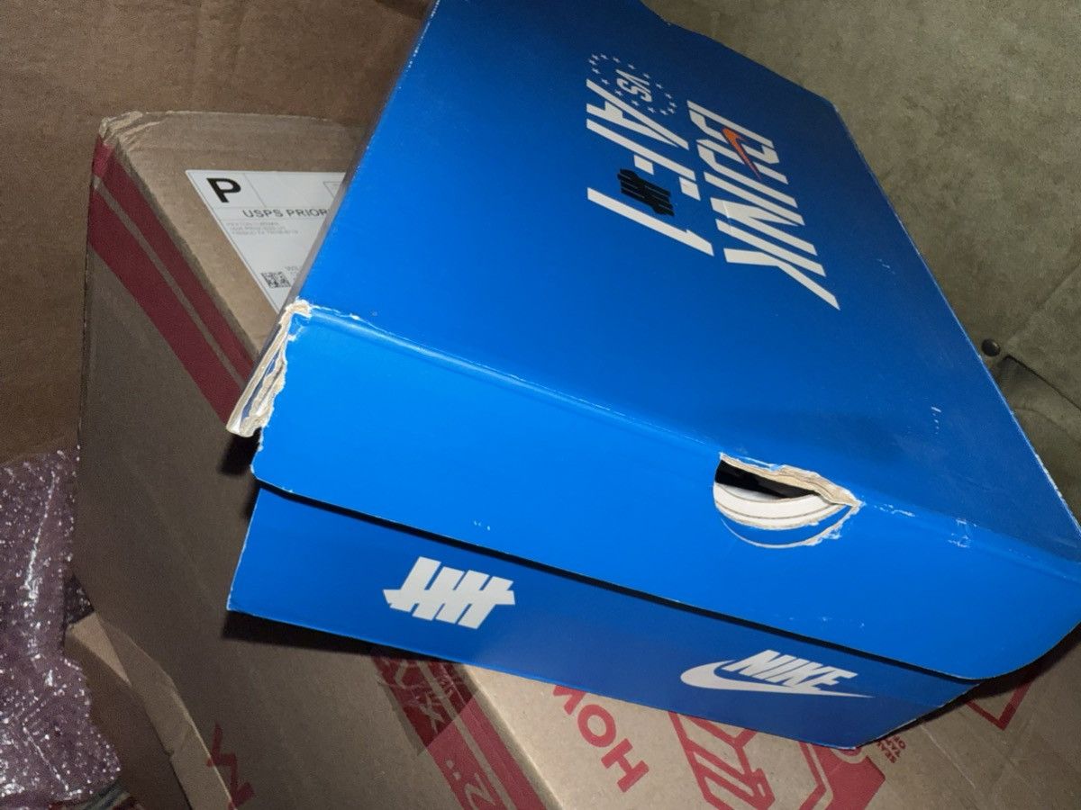 Nike × Undefeated Nike x Undefeated “I Got 5 on it” Dunk vs Air Force 1 SP Low Size US 12 / EU 45 - 25 Thumbnail