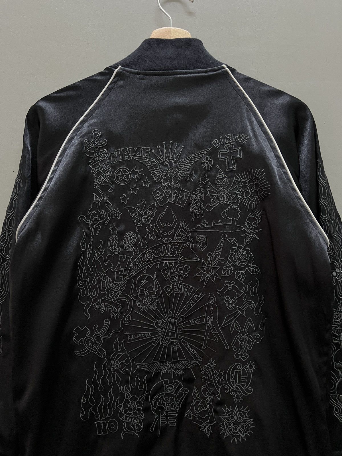 Japanese Brand 2000’s Algonquins Gothic Jacquard Reversible Jacket Size US S / EU 44-46 / 1 - 7 Thumbnail