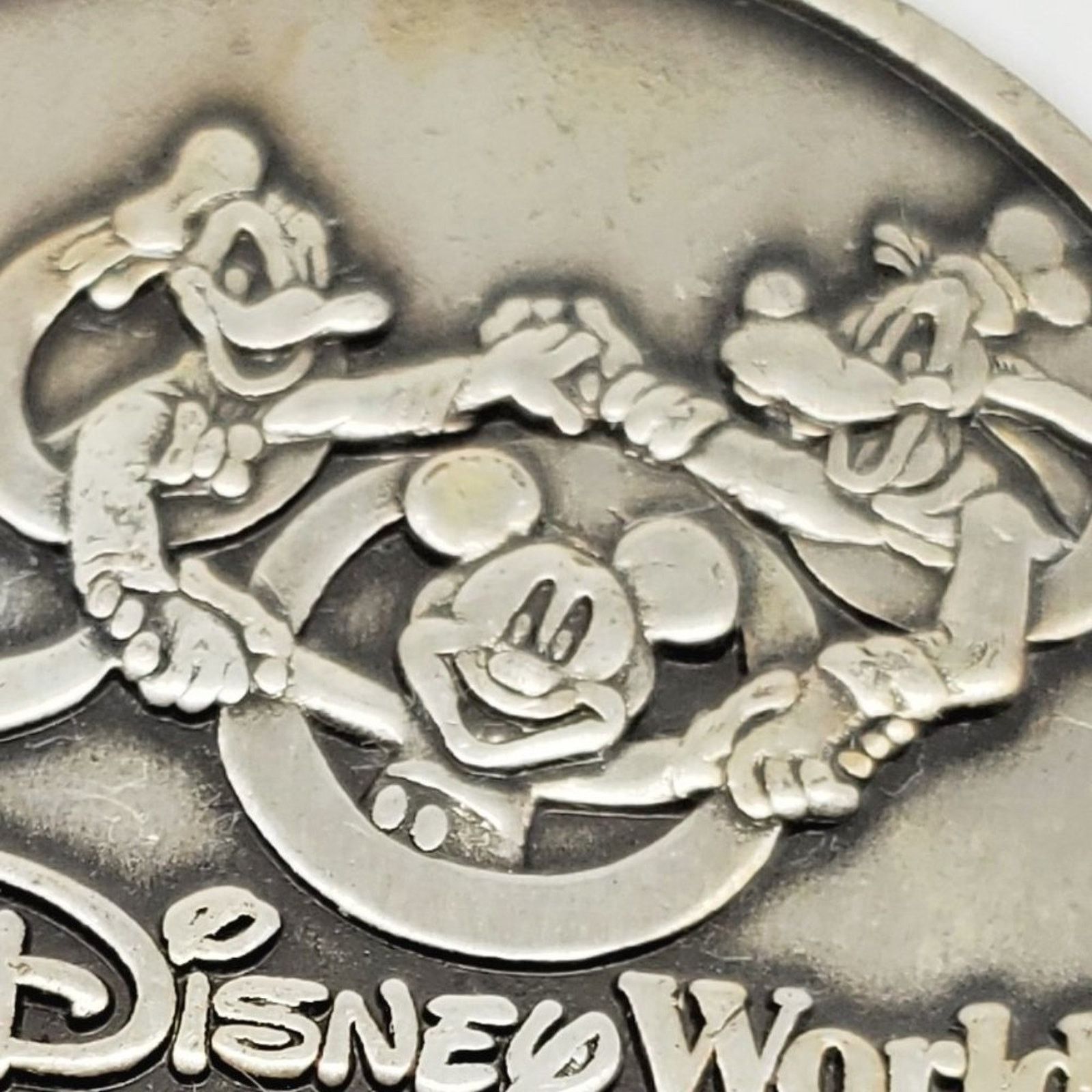 Disney Walt Disney World 2000 Celebrate the Future Keychain NWT Size ONE SIZE - 4 Thumbnail