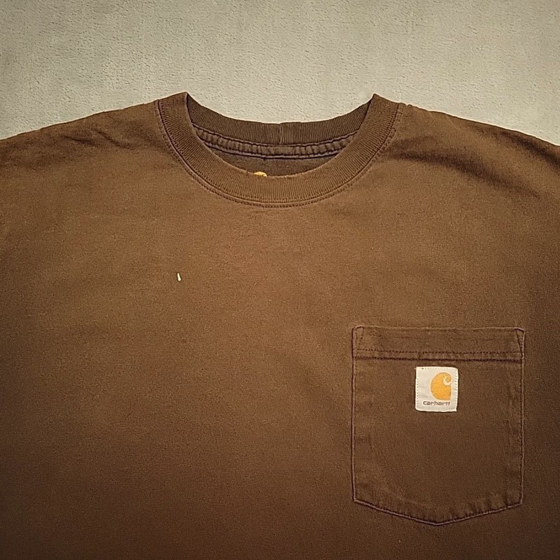 Carhartt VINTAGE Carhartt Shirt Mens M Dark Brown Original Fit Short Sleeve Crewneck Pocket T K87 Size US M / EU 48-50 / 2 - 3 Thumbnail