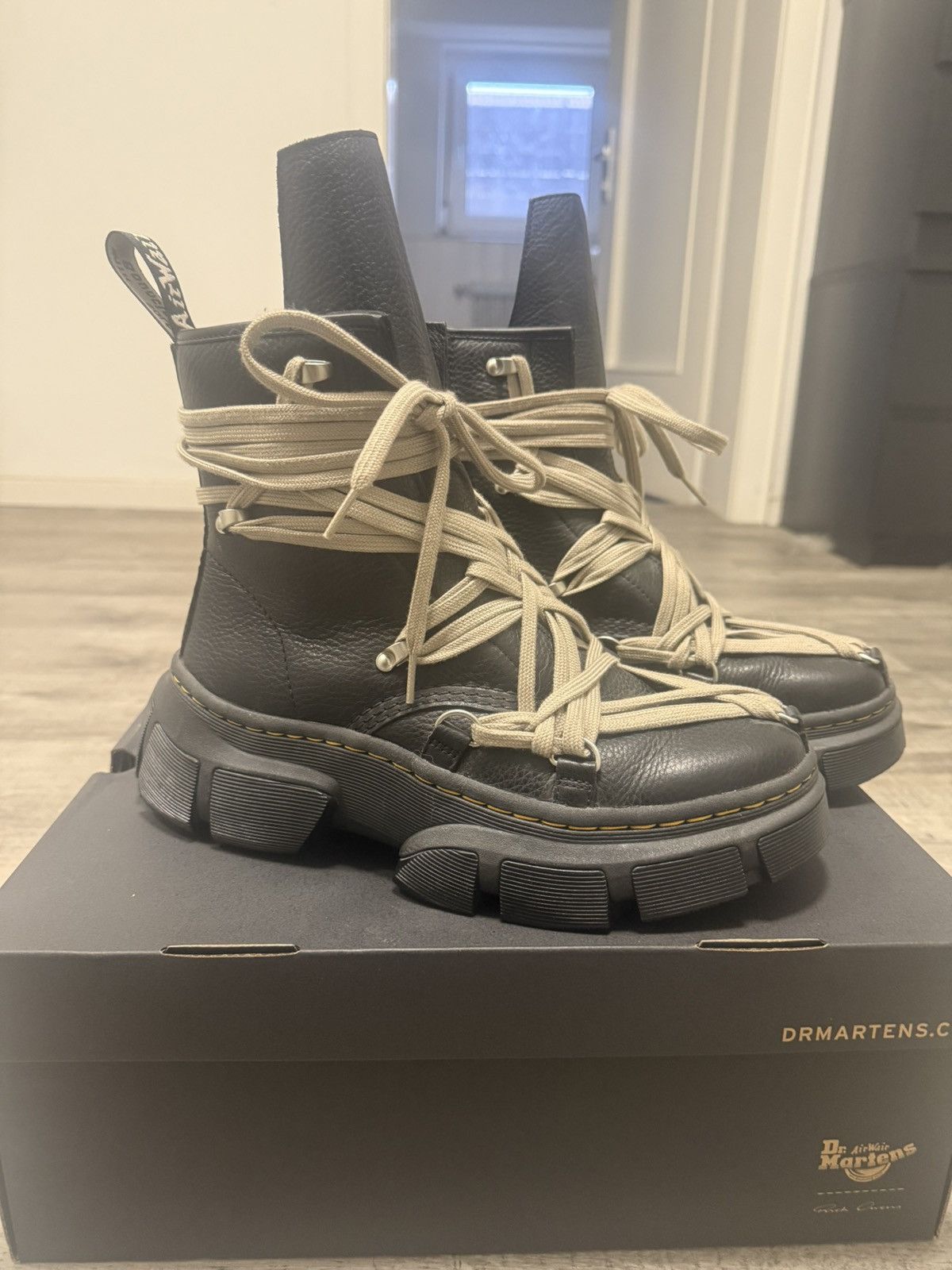 Dr. Martens × Rick Owens Dr Martens x Rick Owens 1460 DMXL Size US 9 / EU 42 - 4 Thumbnail