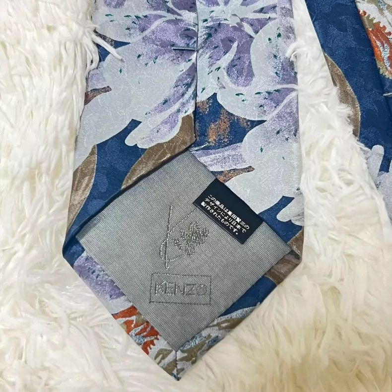 Kenzo KENZO Vintage floral plants with dark patterns and vintage Size ONE SIZE - 8 Thumbnail