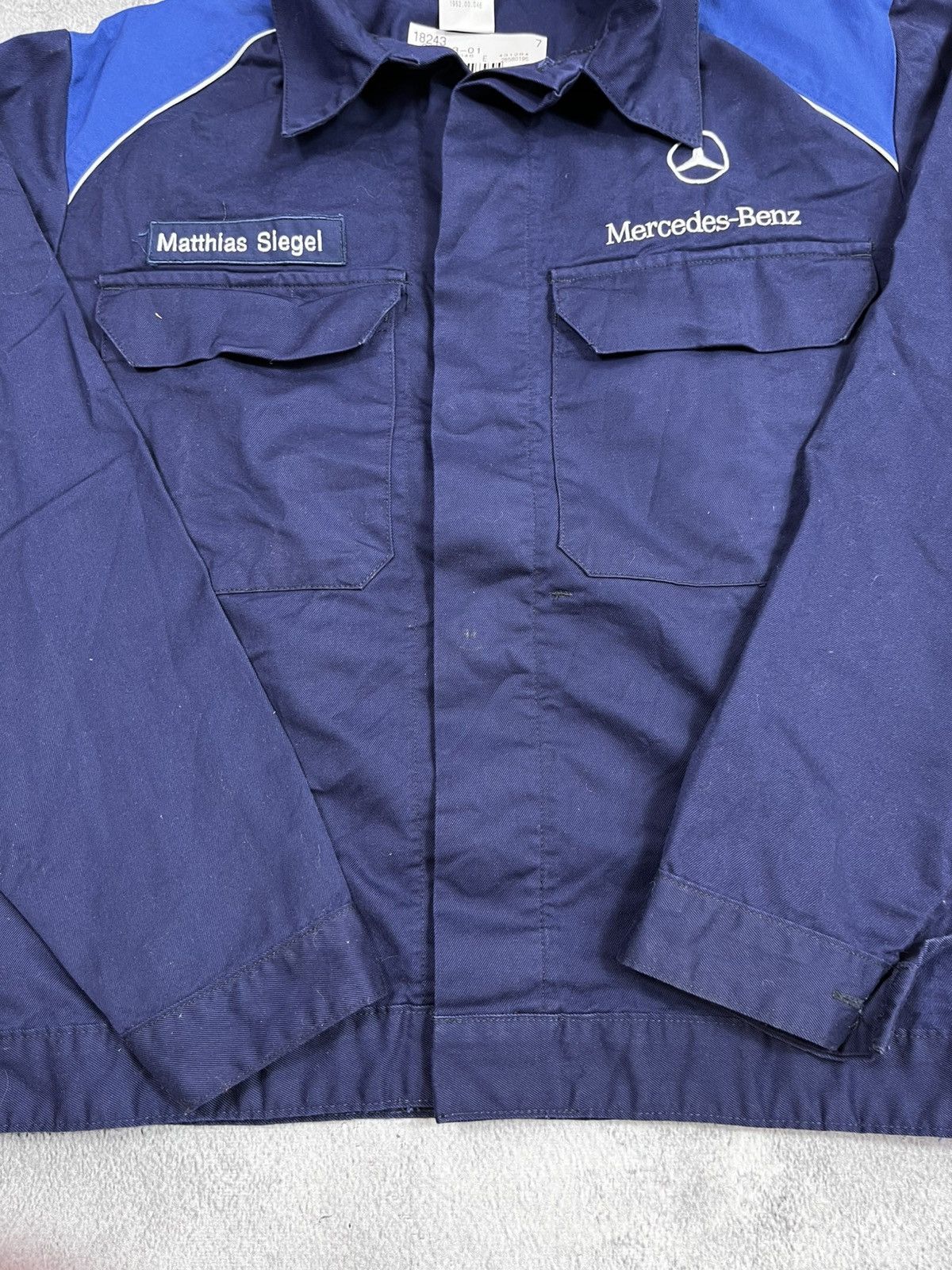 Mercedes-Benz Vintage Y2K Mercedes Benz racing F1 light jacket workwear S Size US S / EU 44-46 / 1 - 9 Thumbnail