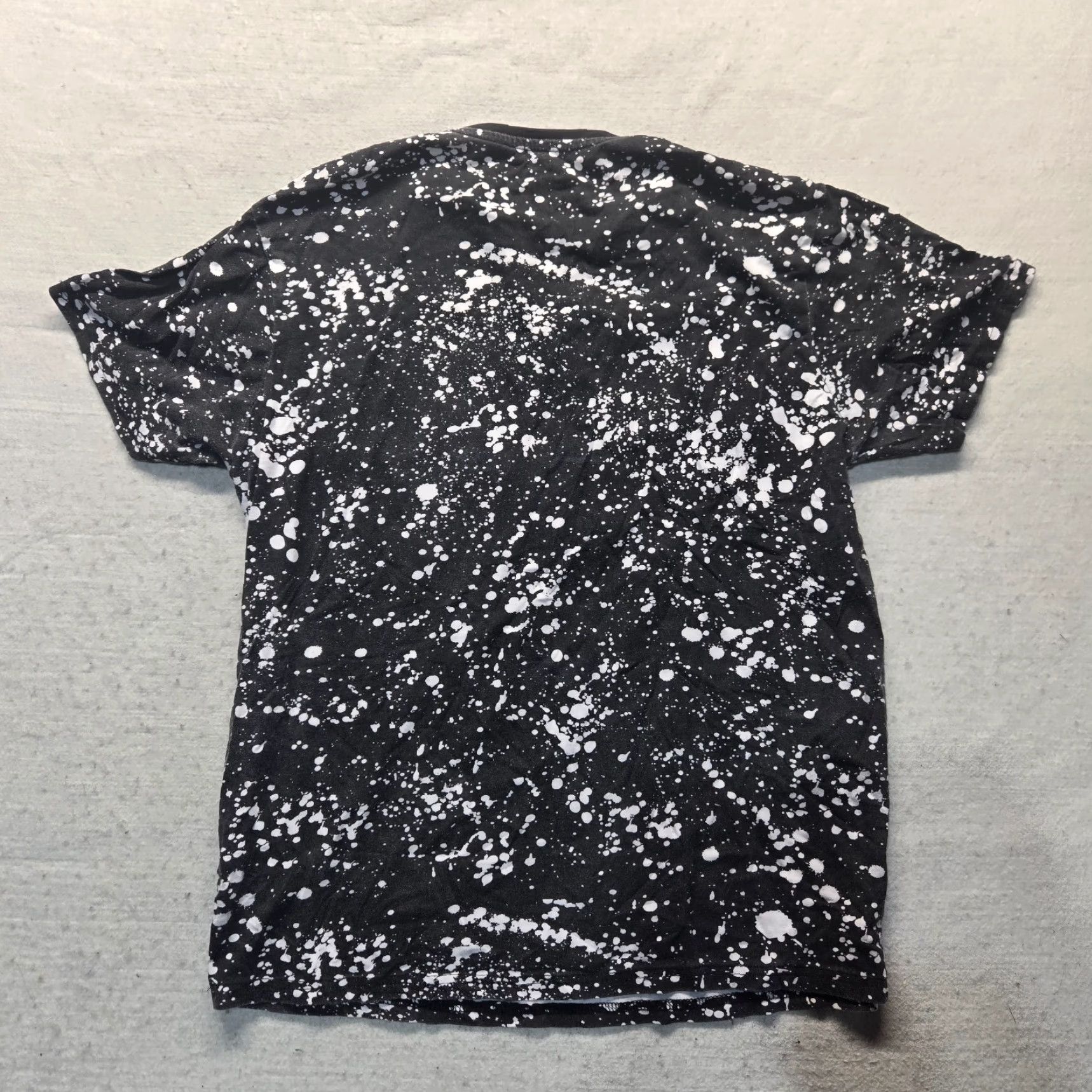 Gildan Drip Graphic Black White Splatter Tee Shirt Short Sleeve Men M Medium Black Size US M / EU 48-50 / 2 - 7 Thumbnail