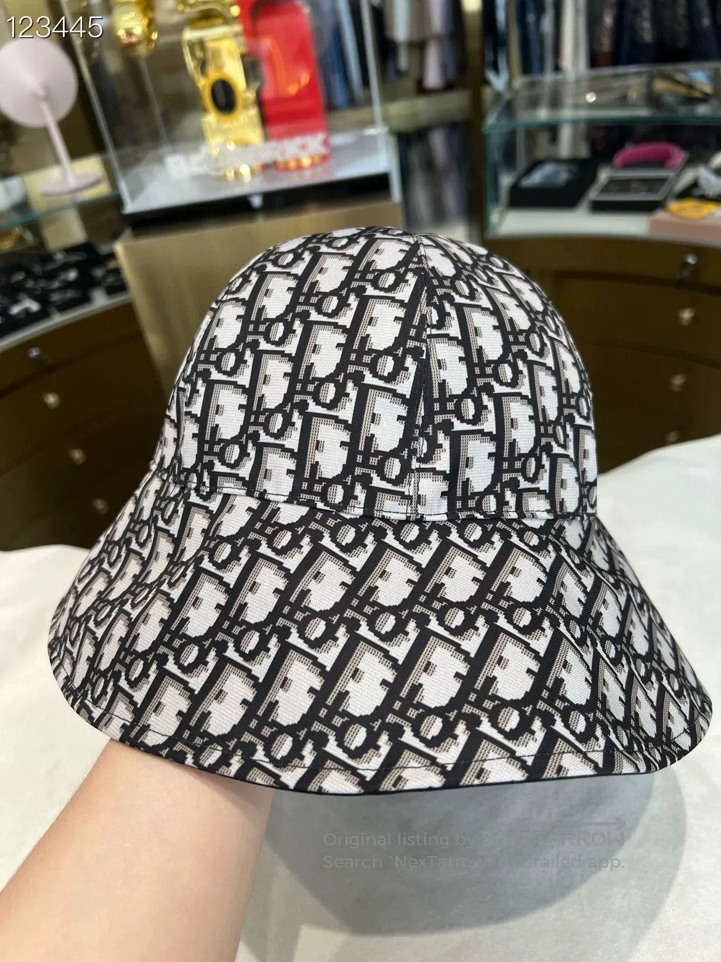 Dior Dior Full Logo Reversible Bucket Hat. Size ONE SIZE - 2 Thumbnail