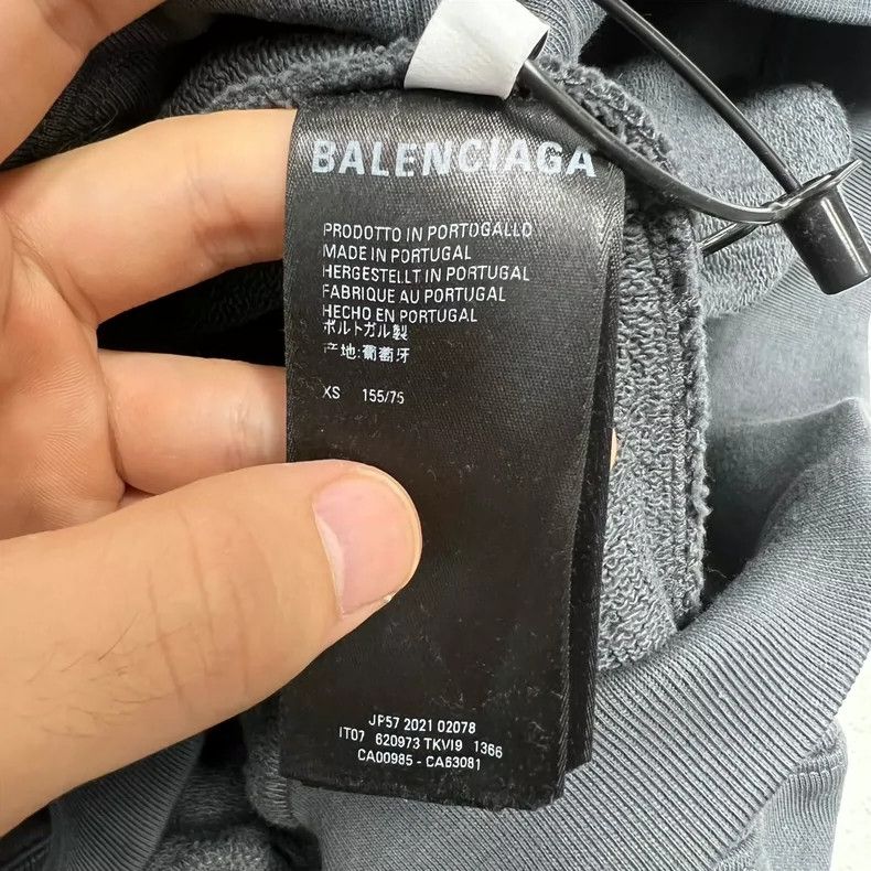 Balenciaga Balenciaga Gray Embroidered Coke Logo Hoodie Size US XS / EU 42 / 0 - 5 Thumbnail
