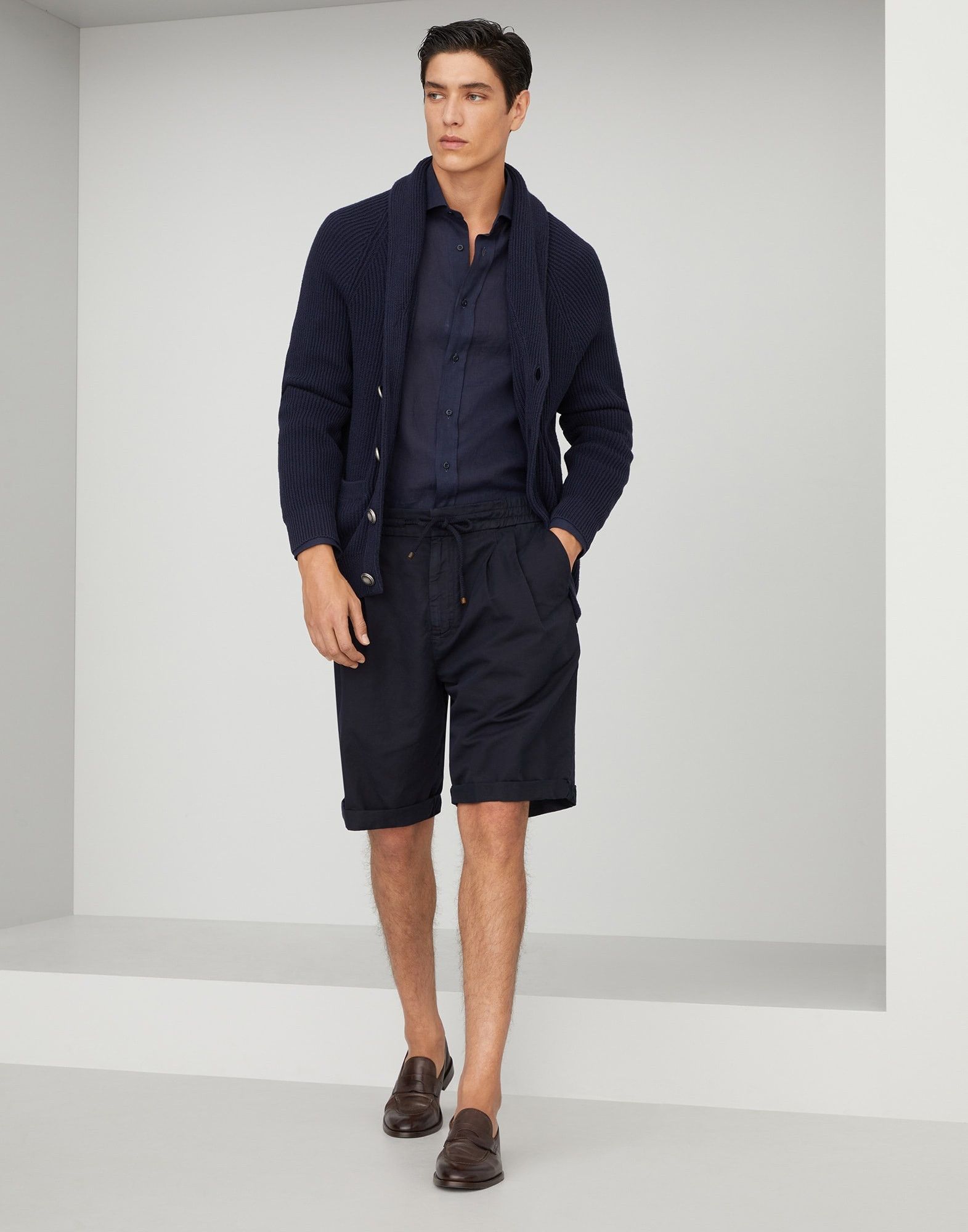 Brunello Cucinelli Dyed Bermuda Shorts in Navy Size US 34 / EU 50 - 4 Thumbnail