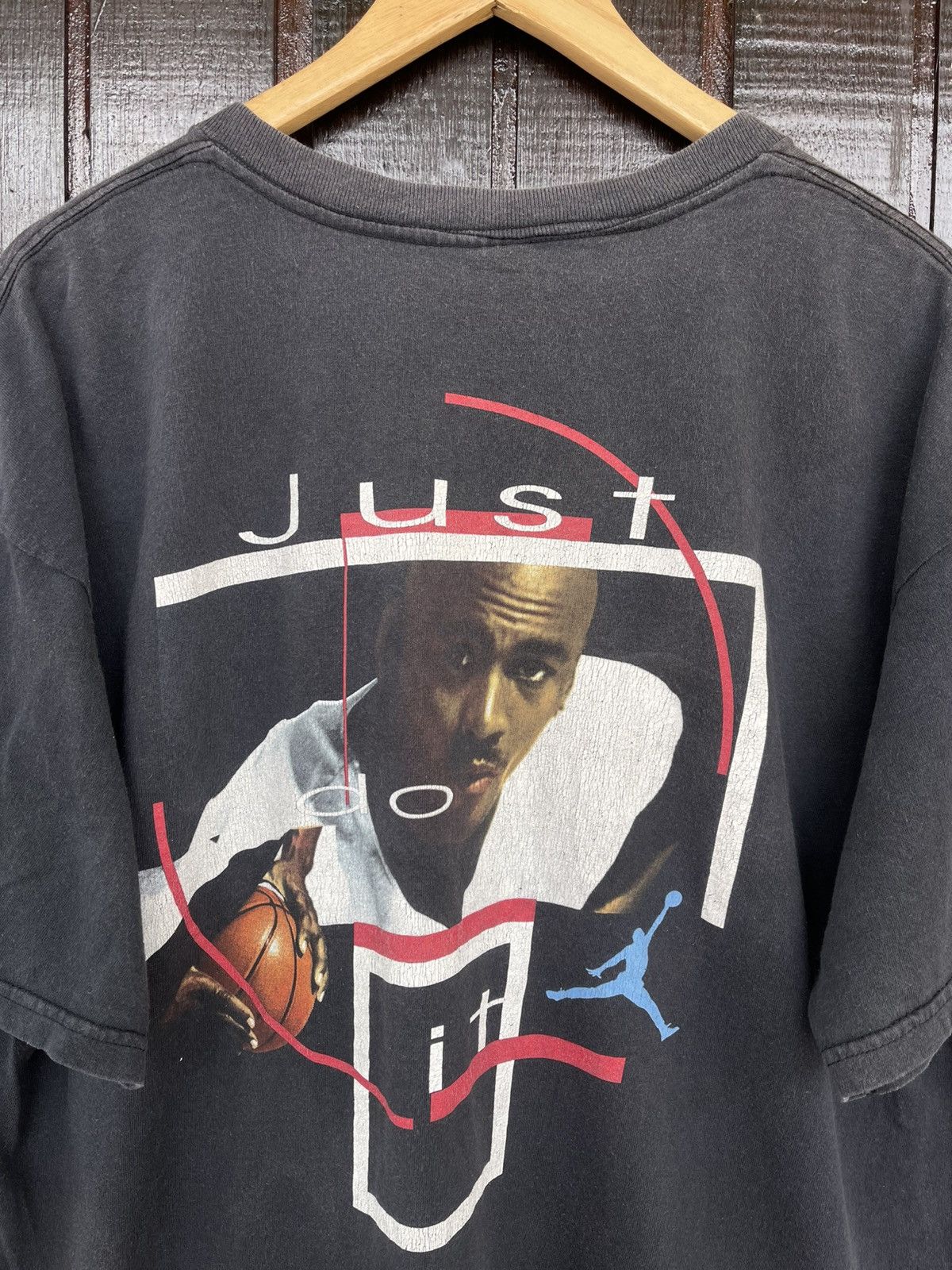 Vintage Vintage 90s Nike just do it tee Size US L / EU 52-54 / 3 - 5 Thumbnail