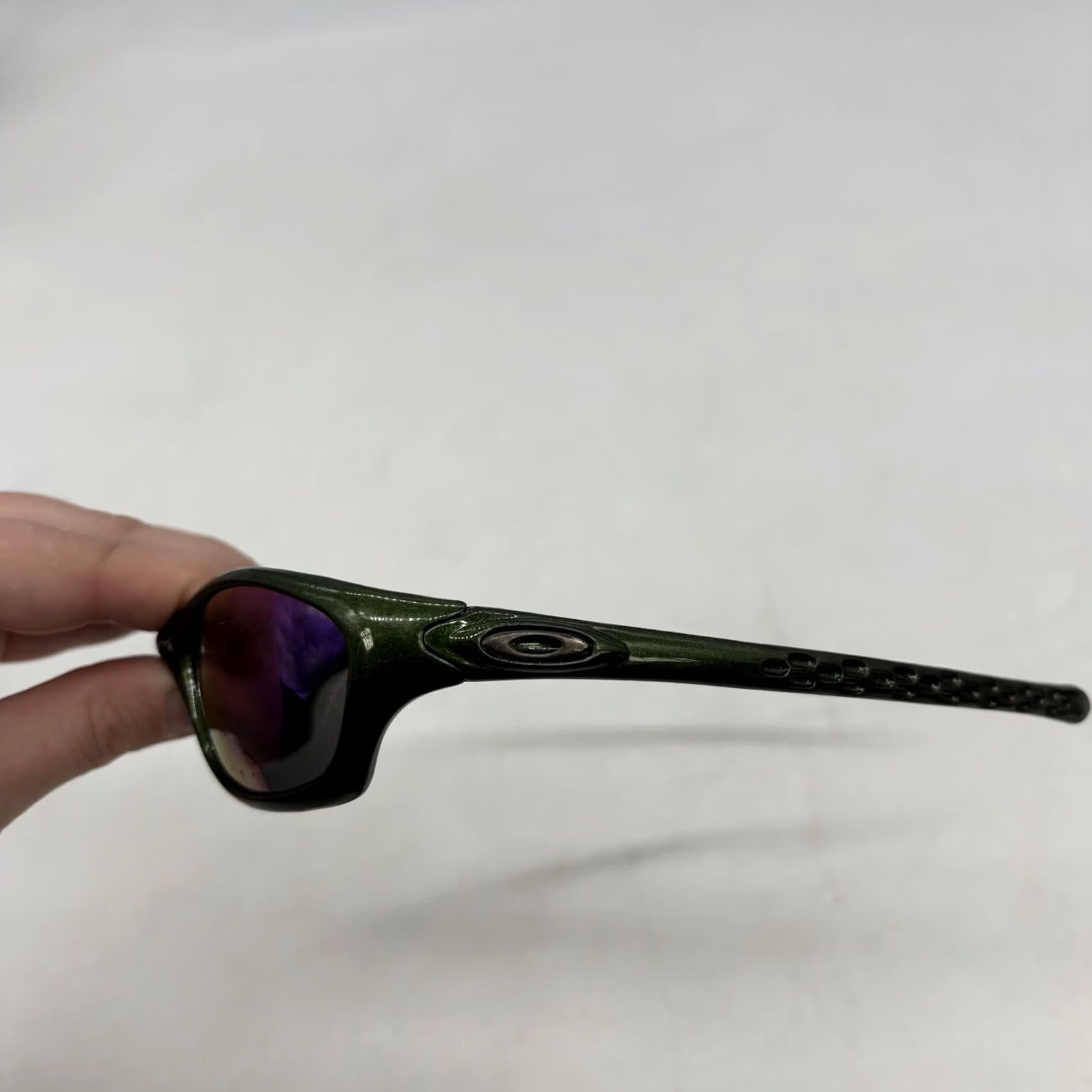 Oakley VINTAGE Oakley Fives 1.0 Sunglasses Men Wrap Green Polarized Gold Iridium Lenses Gold Icons Size ONE SIZE - 5 Thumbnail