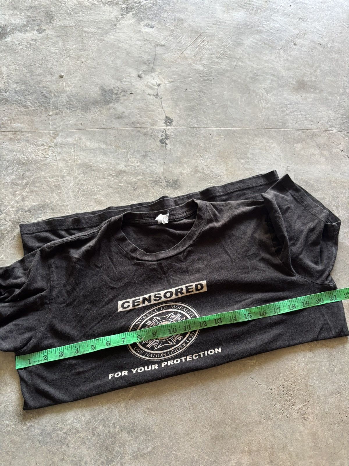 Band Tees vintage rare NINE INCH NAILS censored boxy erd style y2k Size US L / EU 52-54 / 3 - 6 Thumbnail