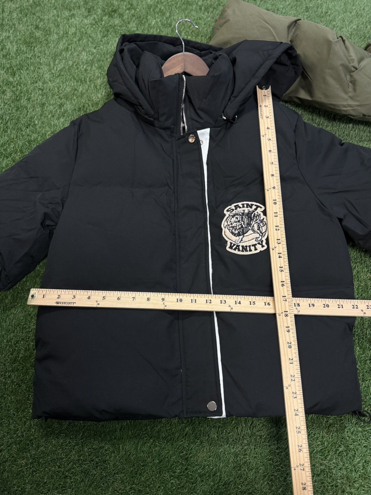 Saint Vanity Saint Vanity Puffer Jacket Black White Size M RARE Size US M / EU 48-50 / 2 - 11 Thumbnail