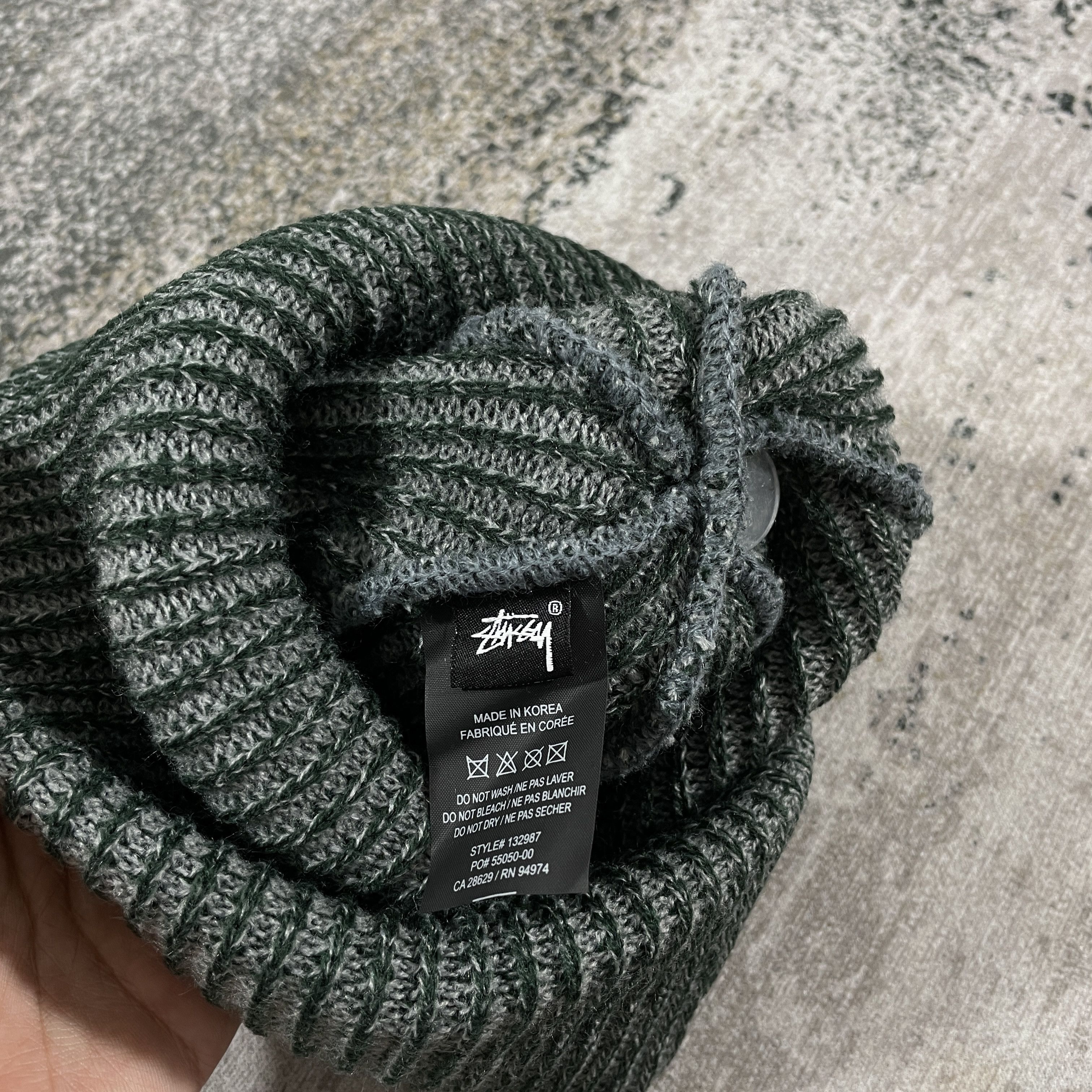 Other STUSSY SHORT BEANIE - " TWO TONE " Size ONE SIZE - 5 Thumbnail