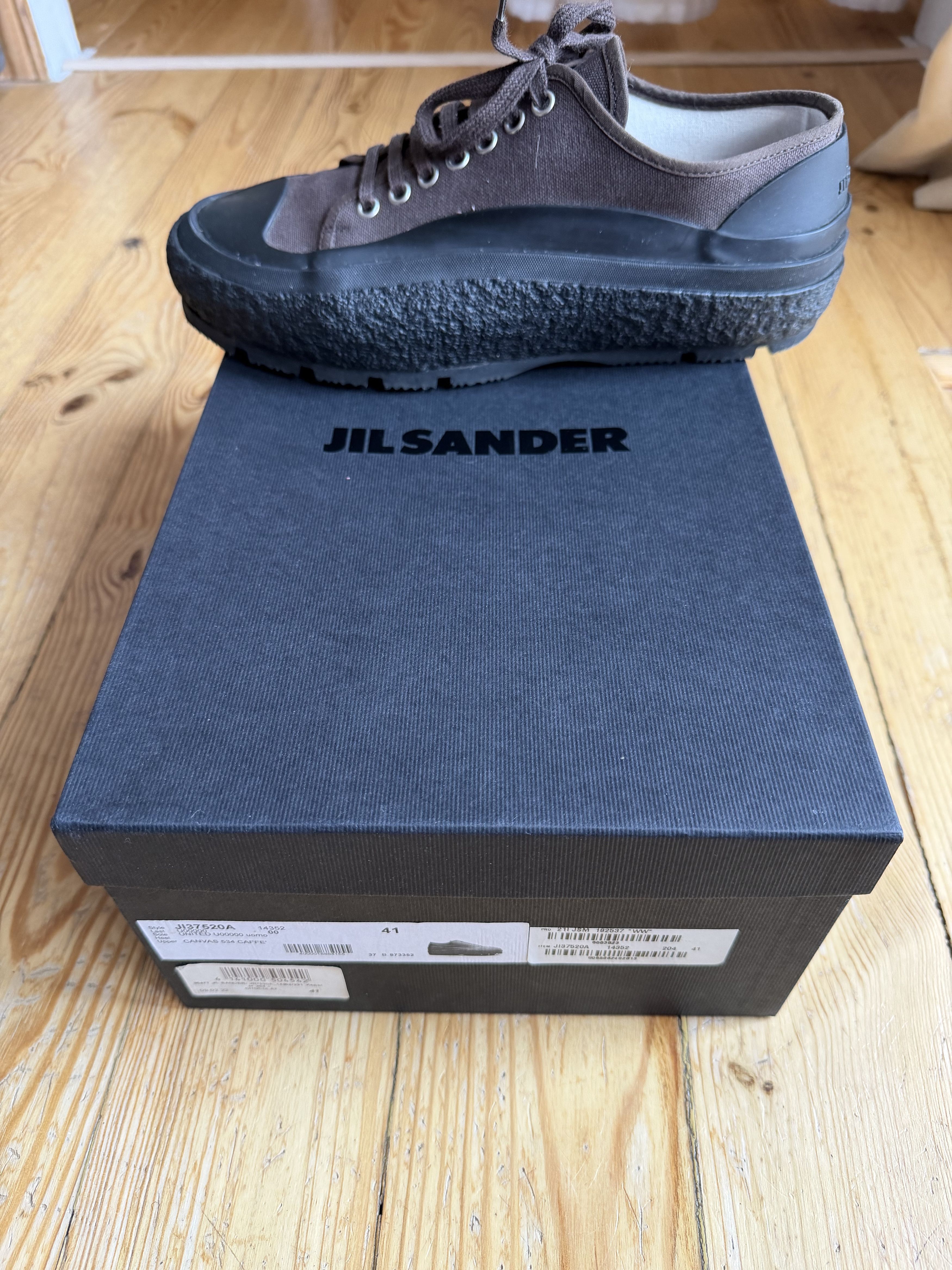Jil Sander Jil Sander low-top canvas sneaker Size US 8 / EU 41 - 9 Thumbnail