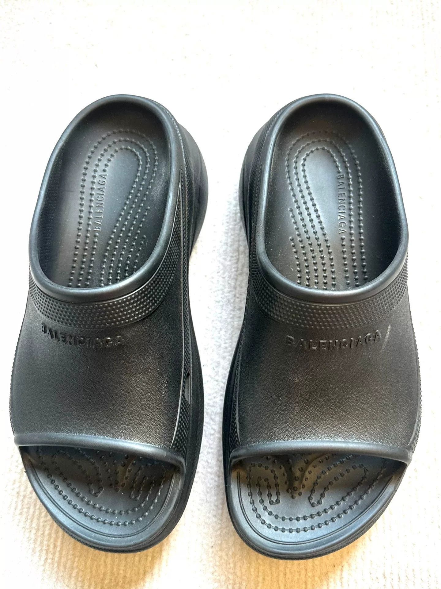 Balenciaga Balenciaga Pool Crocs Rubber Slippers Size US 6 / EU 39 - 1 Thumbnail