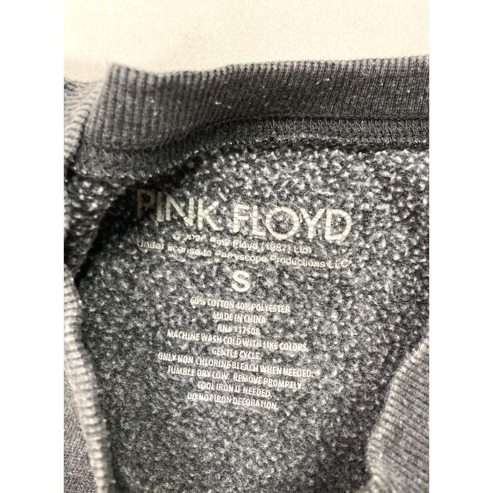 Vintage Pink Floyd Sweatshirt Women Small Gray Black Crewneck Pullover Graphic Print Music Casual Size S / US 4 / IT 40 - 4 Thumbnail