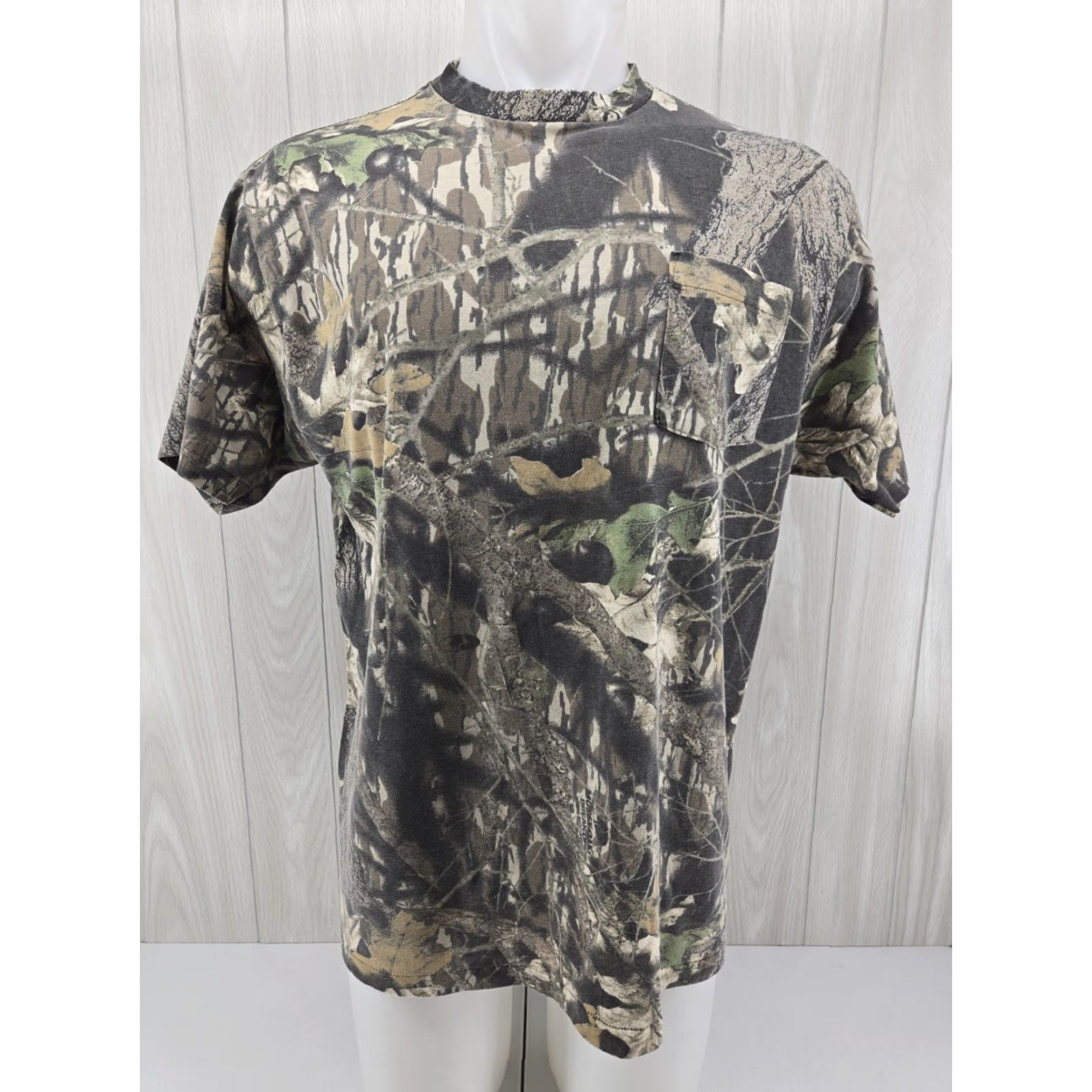 Vintage VTG RedHead Mossyoak Breakup Camouflage T Shirt Large Short Sleeve Pocket USA Mens Shirt Size US L / EU 52-54 / 3 - 2 Thumbnail