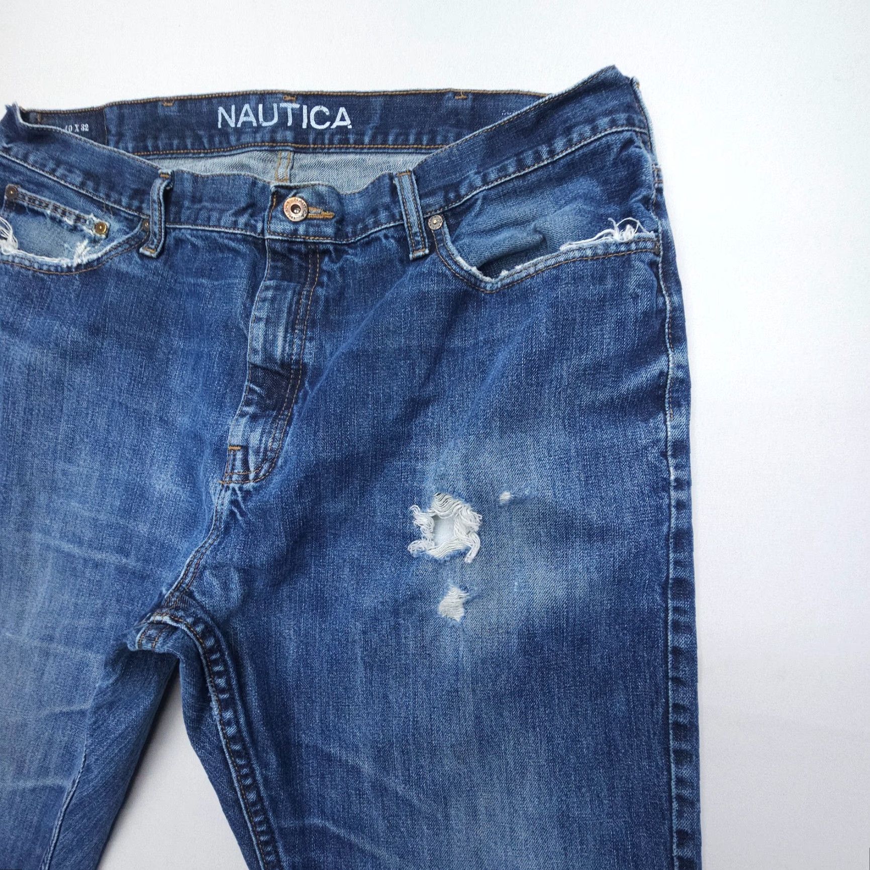 Nautica Vtg Nautica Straight Jeans Mens 40 x 32 Dark Wash Distressed 2000's Denim Size US 40 / EU 56 - 6 Thumbnail
