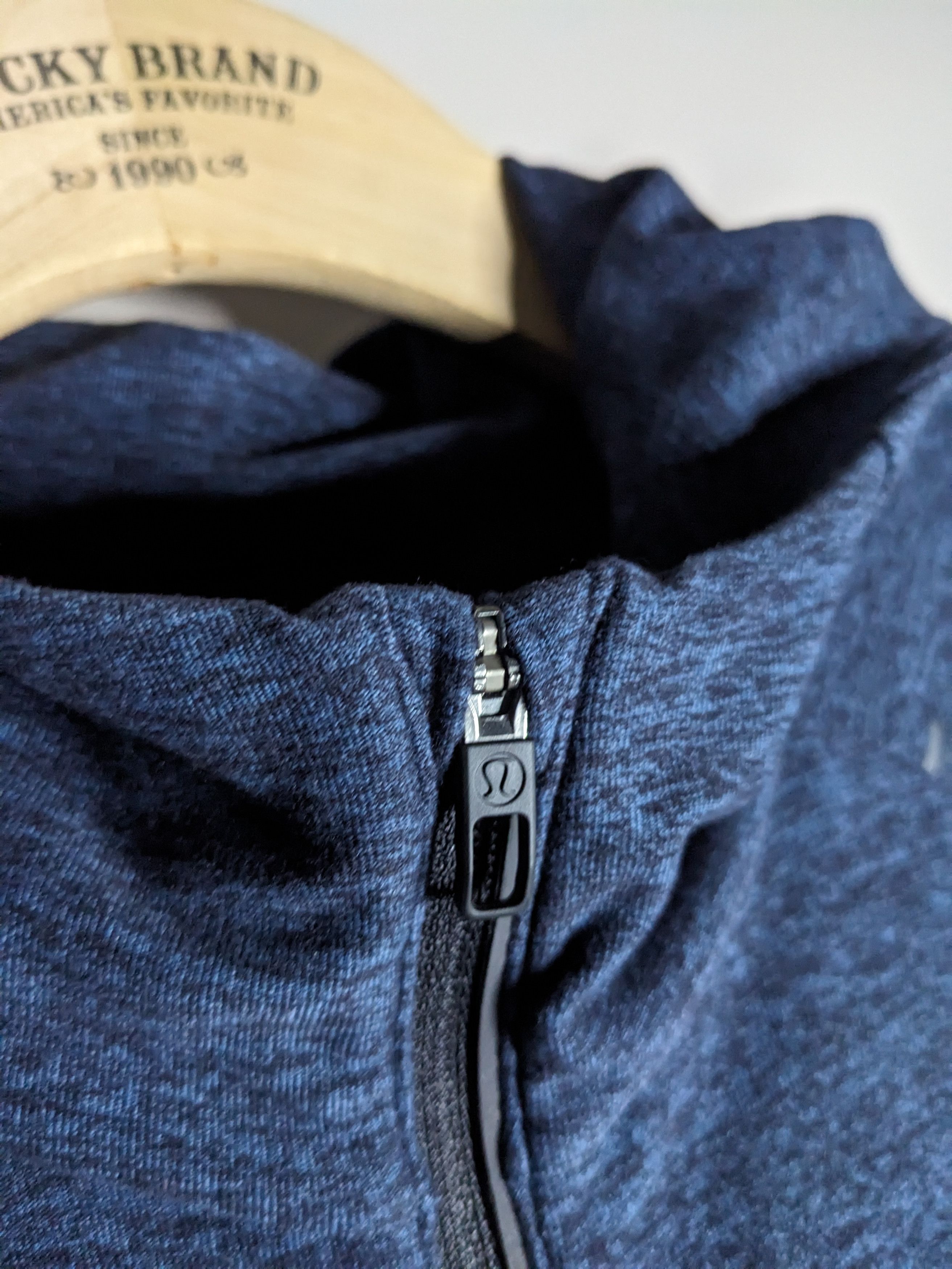 Lululemon Lululemon Surge Warm Hoodie Full Zip Mens Size Small Sweater Size US S / EU 44-46 / 1 - 4 Thumbnail