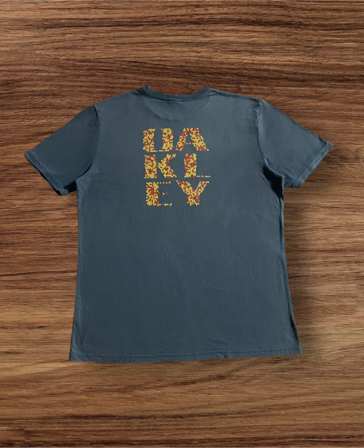Oakley OAKLEY Big Logo Spell Out Back Side T-Shirt Size US L / EU 52-54 / 3 - 2 Thumbnail