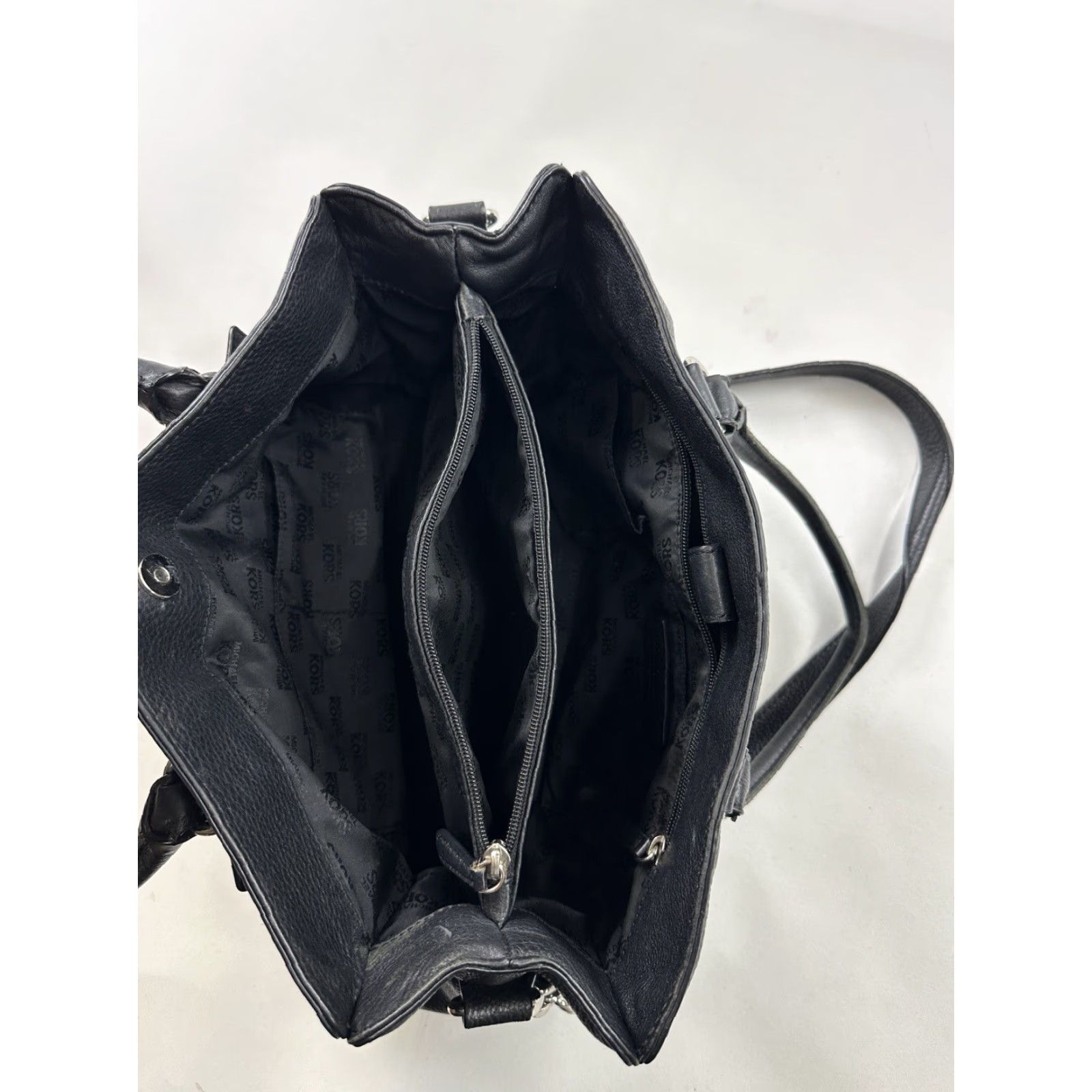 Michael Kors Michael Kors Purse Black Leather Shoulder Bag Chain Strap Women Medium Front Size ONE SIZE - 7 Thumbnail