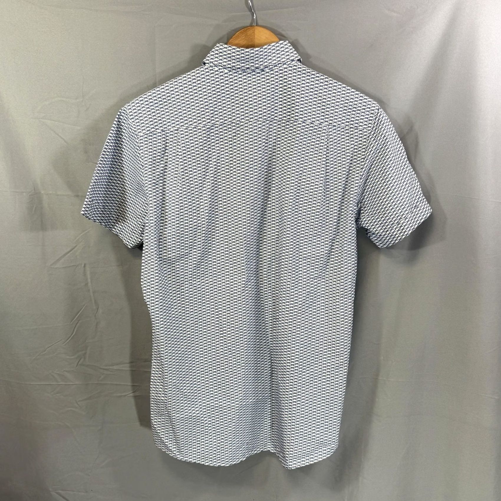 Rodd & Gunn Rodd & Gunn Shirt Mens M White Blue Fish Print Short Sleeve Sports Fit Size US M / EU 48-50 / 2 - 2 Thumbnail