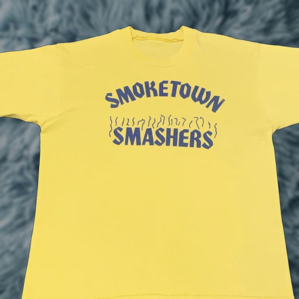 Vintage VINTAGE Smoketown Smashers Rock Band Tee Skate Tee 420 VTG Shirt Mens L Yellow 80s 90s Grunge Hip Hop Horror Metal Rock Bands Mens L Size US L / EU 52-54 / 3 - 1 Thumbnail