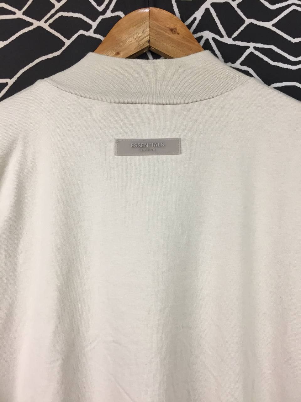 Essentials Fear of God Essentials Long Sleeve Mock Neck Oversized Tee Size US S / EU 44-46 / 1 - 8 Thumbnail