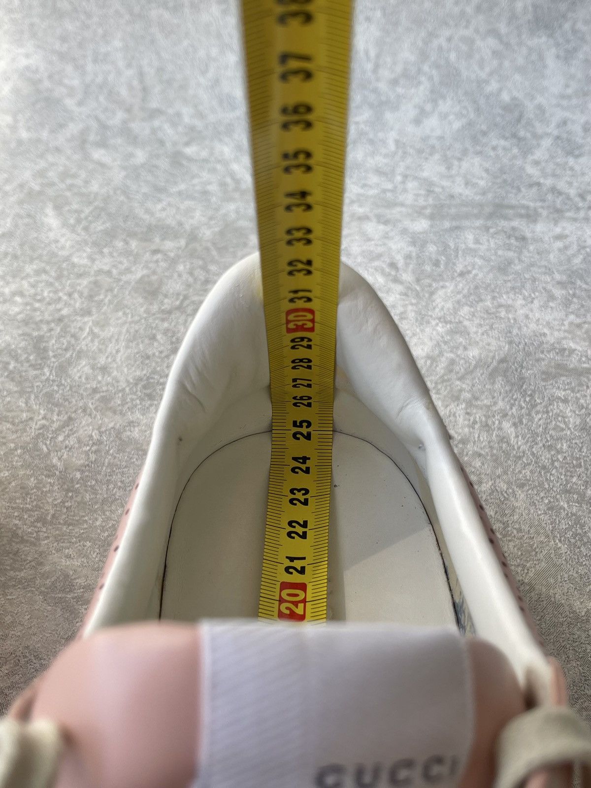 Gucci Gucci Jumbo GG Tennis Embossed Sneaker Trainers Chunky Size US 9.5 / IT 39.5 - 12 Thumbnail