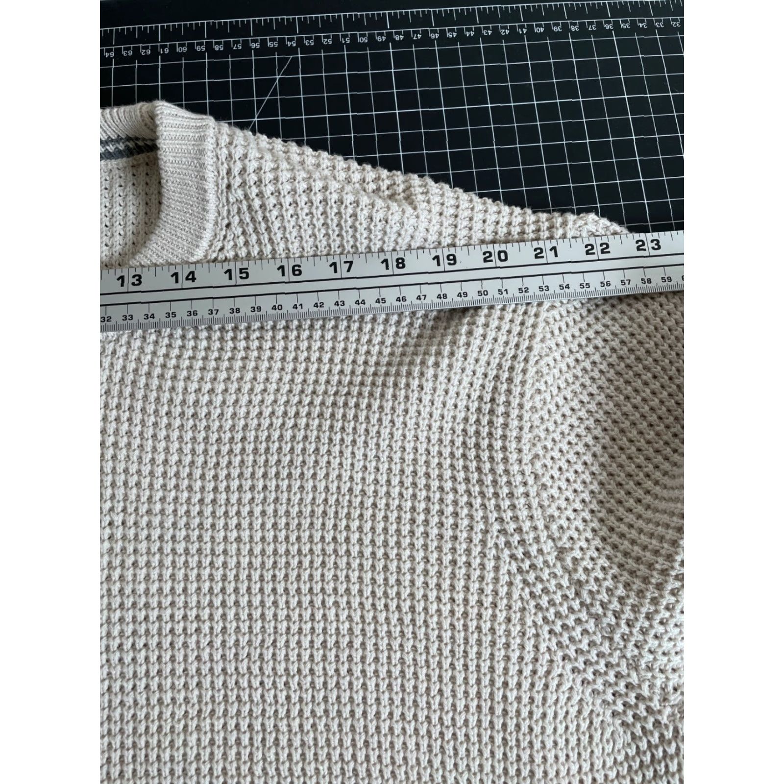 Vintage Unworn Tahari Waffle Knit Sweater Pullover Crewneck Adult XL Ivory Cotton Blend Preppy 90s Mens Size US XL / EU 56 / 4 - 7 Thumbnail