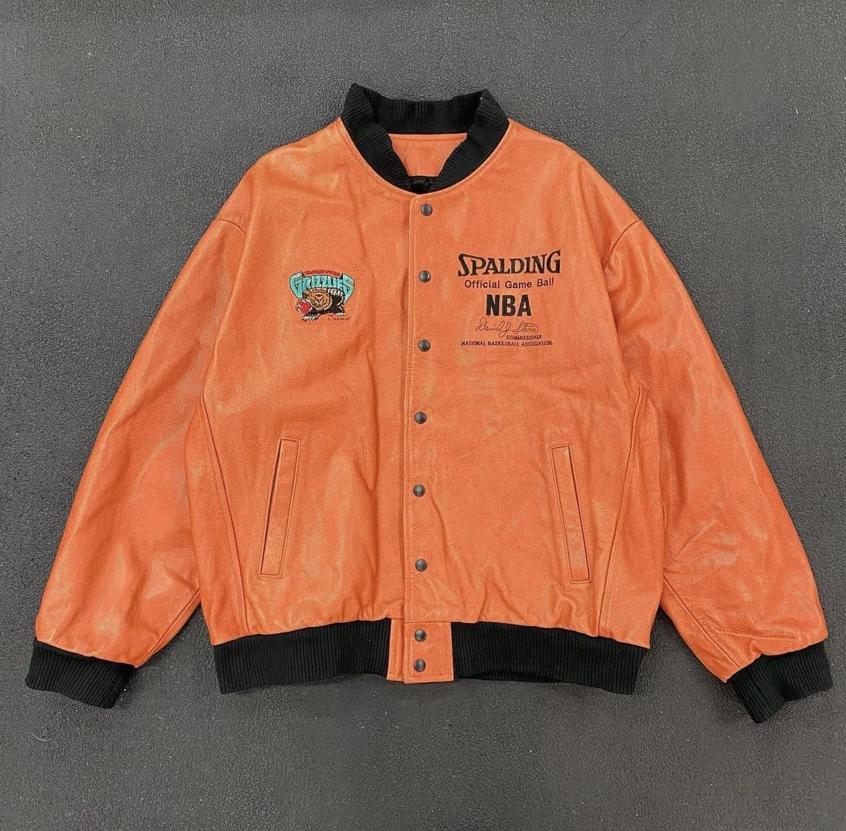 Spalding Vintage 90s Spalding NBA Basketball Leather Jacket 1 of 1 XL Size US XL / EU 56 / 4 - 2 Thumbnail