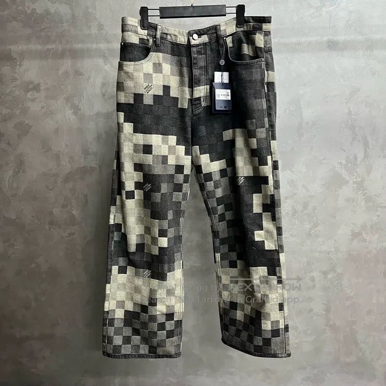 Louis Vuitton Louis Vuitton 25 latest multicolor checkered straight leg Size US 34 / EU 50 - 1 Thumbnail