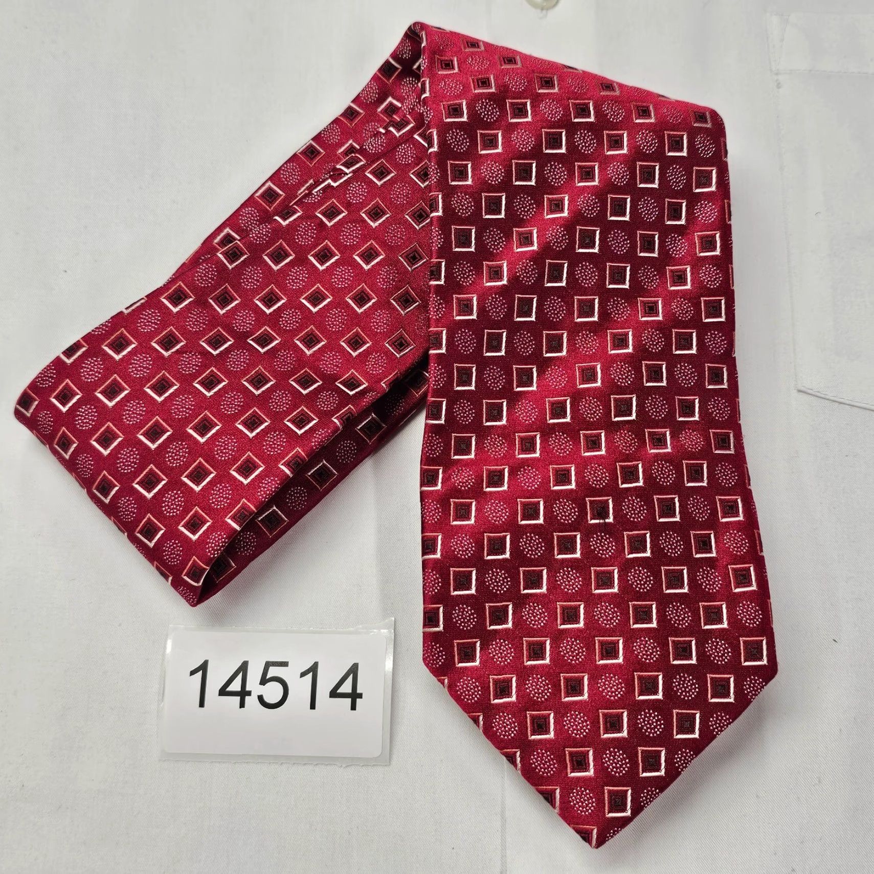 Ermenegildo Zegna ERmenegildo Zegna Necktie Men's 100% Silk Red Geometric Luxury ITALY Classic Length 59 3/4" Width 3 1/2" MENS Tie Bold Sharp Size ONE SIZE - 7 Thumbnail