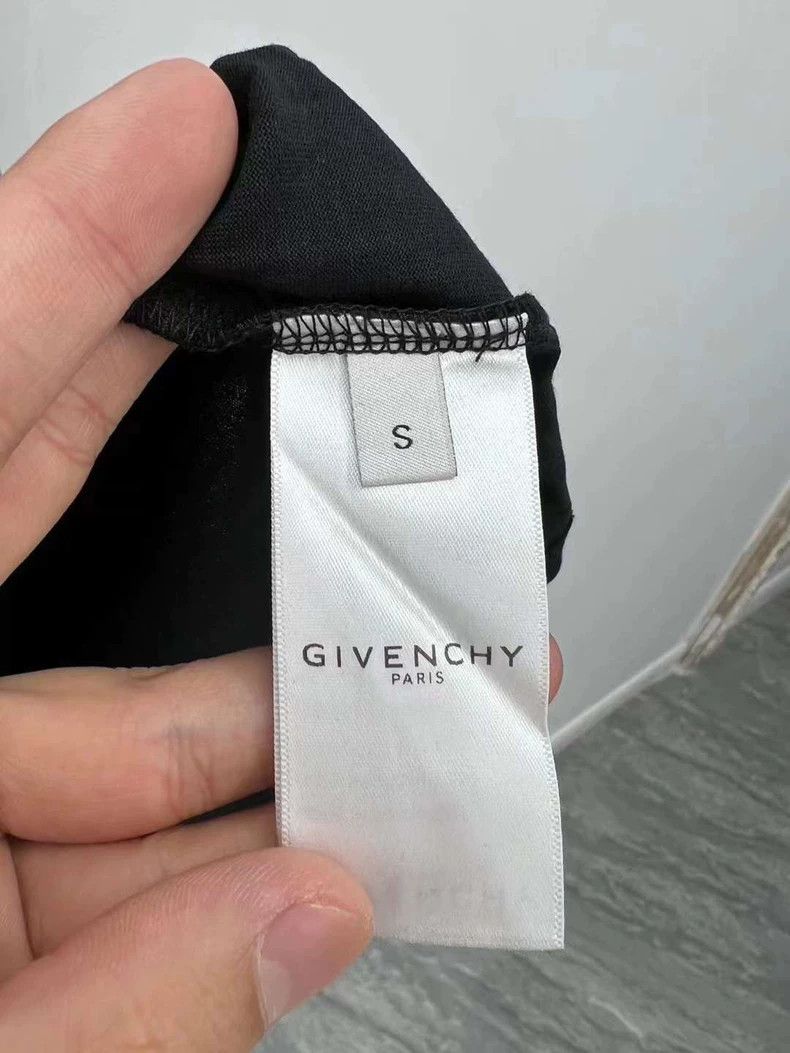 Givenchy Givenchy Bull Head Short Sleeve 2506-Nextarrow Size US S / EU 44-46 / 1 - 3 Thumbnail