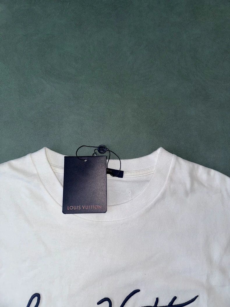 Louis Vuitton Louis Vuitton Featured printed embroidered short sleeves 25 Size US L / EU 52-54 / 3 - 2 Thumbnail