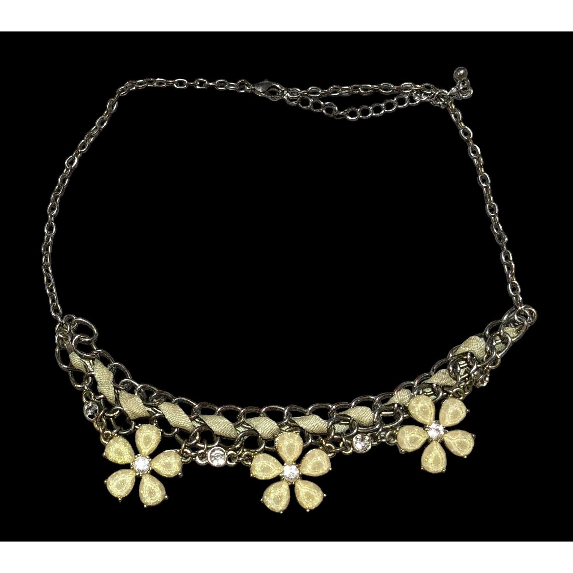 Other Yellow Shimmer Springtime Floral Necklace Size ONE SIZE - 2 Thumbnail