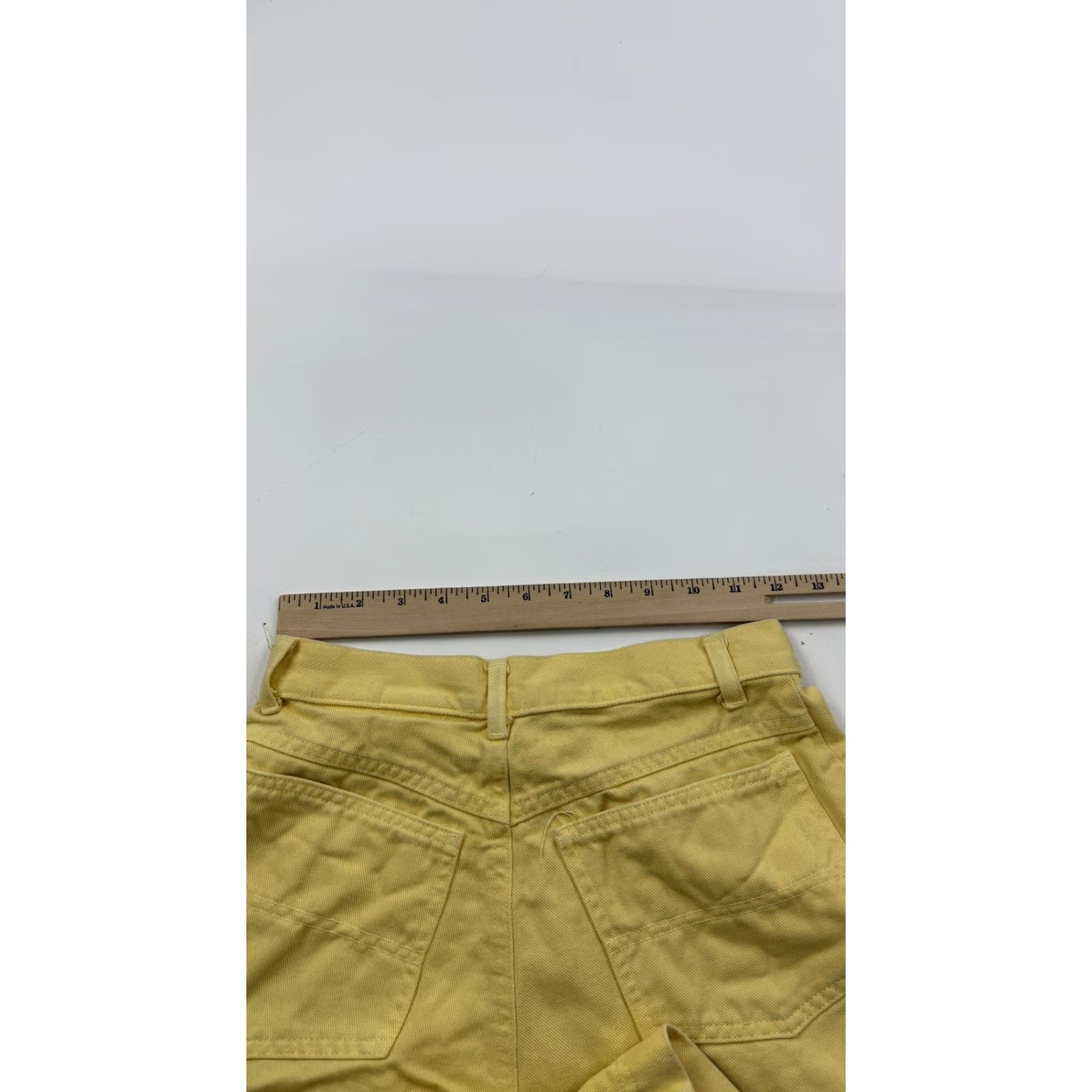 Vintage BP Nordstrom Shorts Women 3 Yellow High Rise Denim Cotton 5 Pocket Vintage Size 26" / US 2 / IT 38 - 7 Thumbnail
