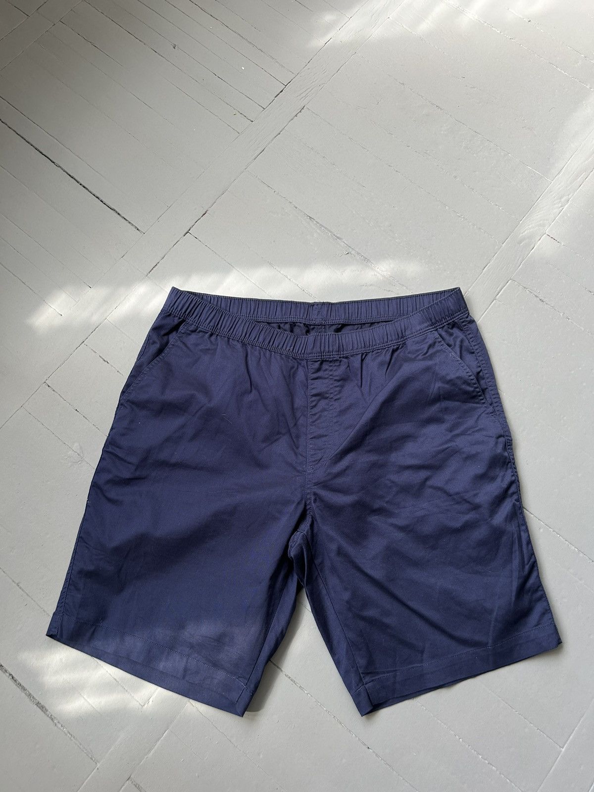 Uniqlo Uniqlo basic shorts Size US 36 / EU 52 - 1 Thumbnail